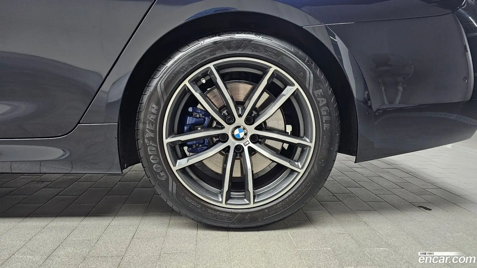 5-Series BMW 2023.5-OUTER-031