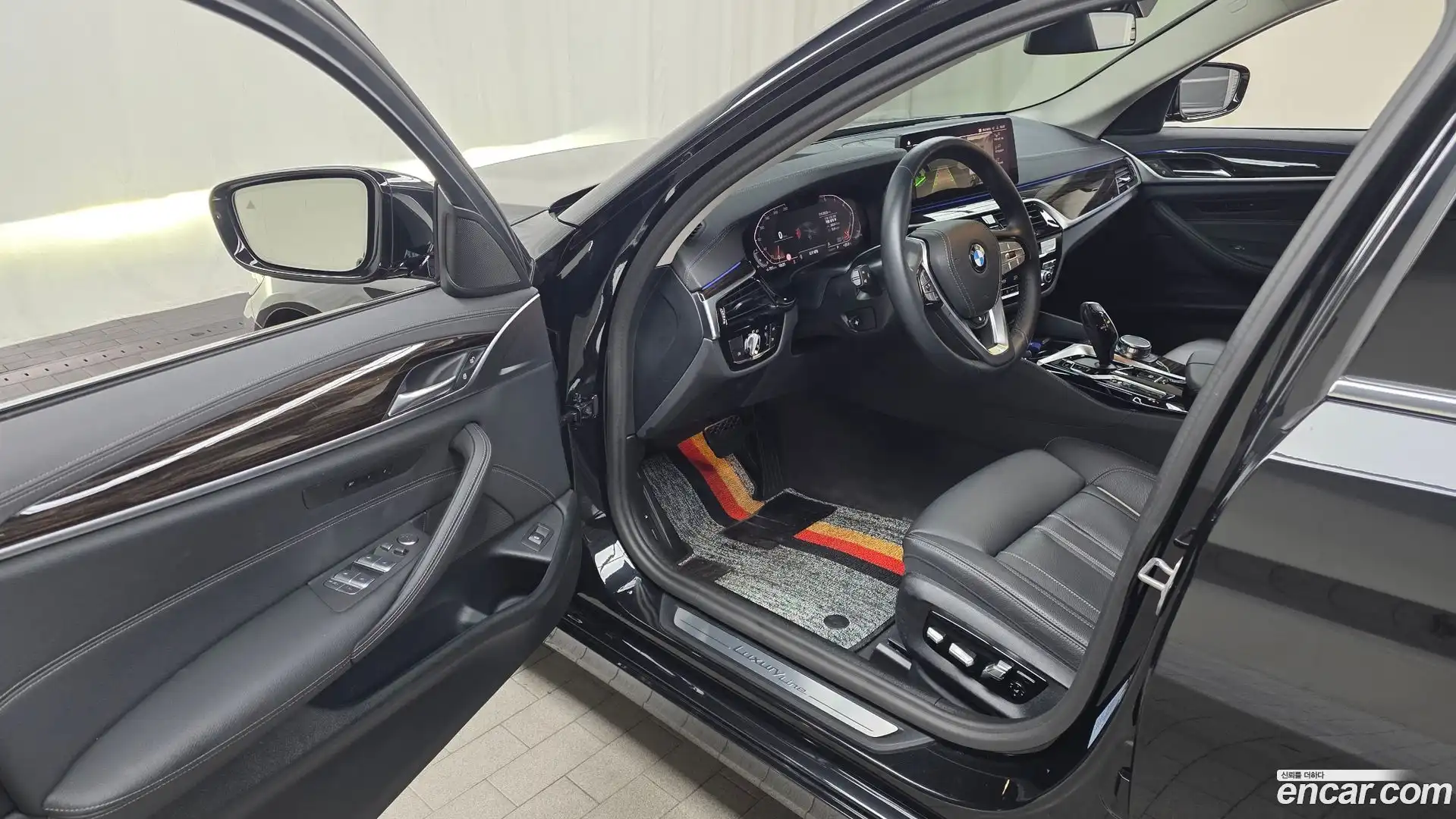 5-Series BMW 2023.3-INNER-010