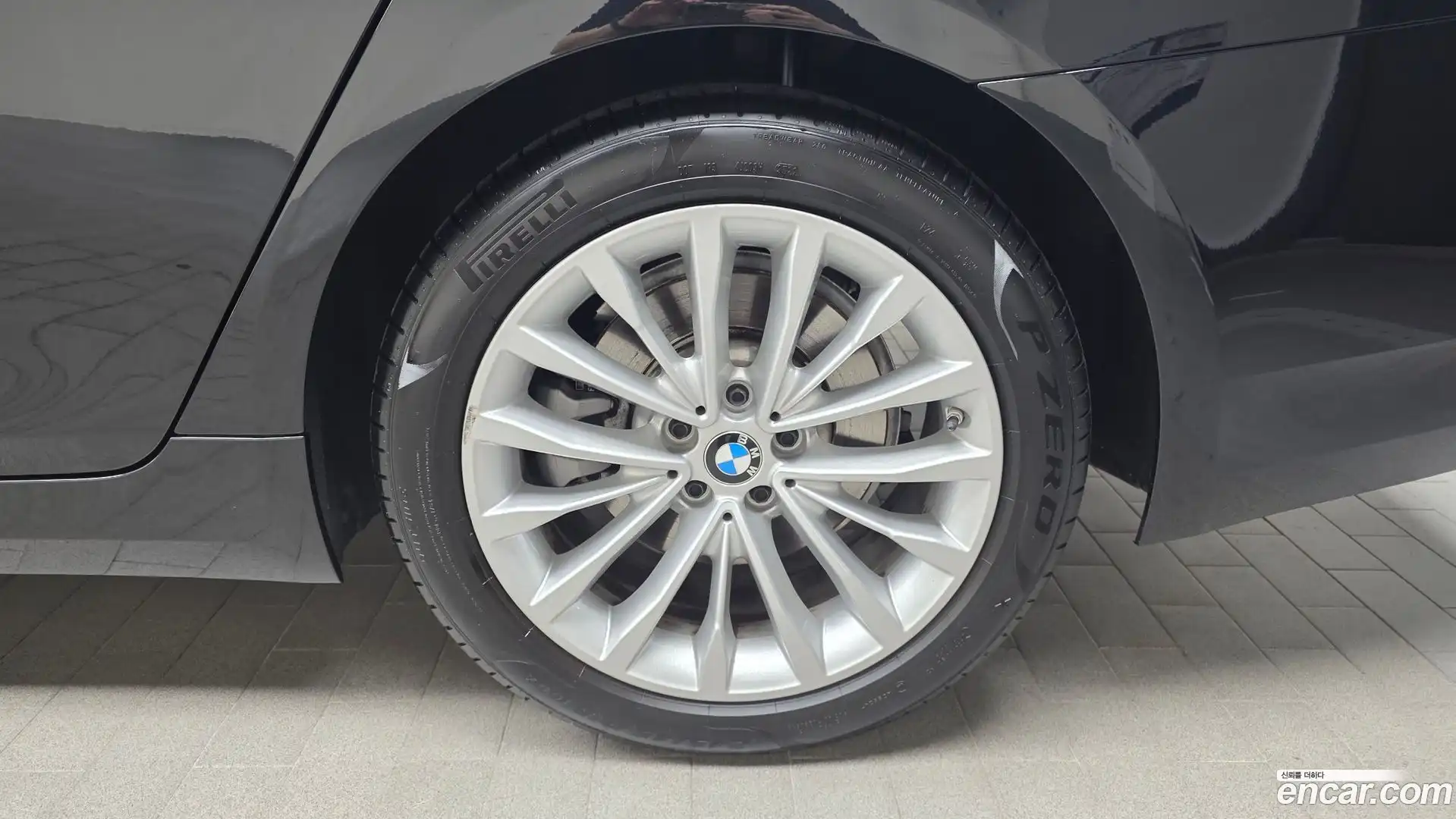 5-Series BMW 2023.3-OUTER-031