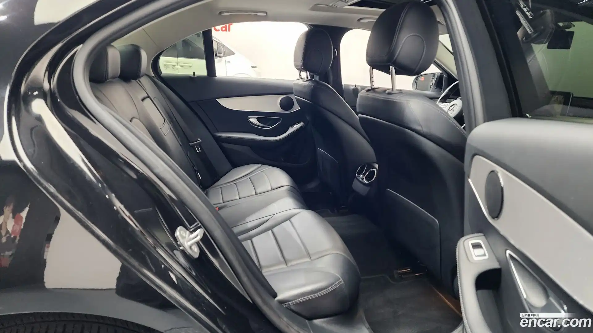C-Class Mercedes-Benz 2018.2-OPTION-015