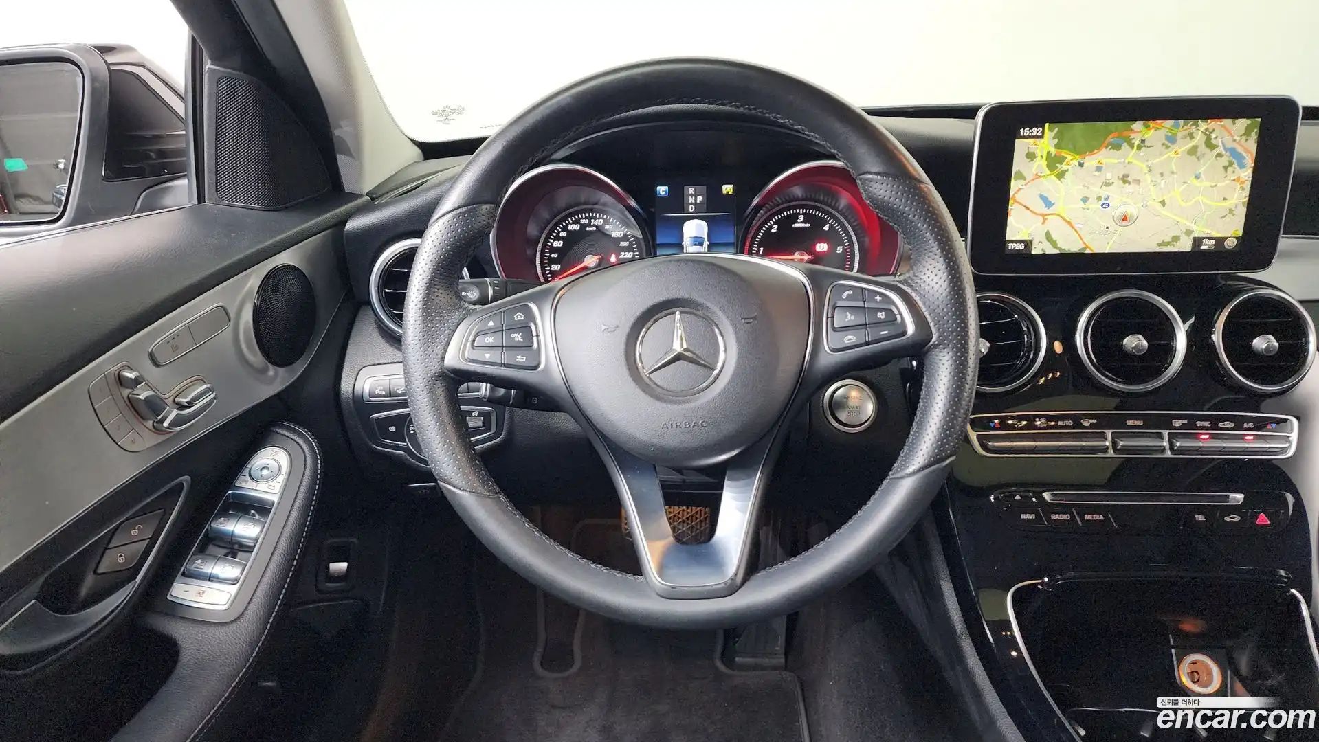 C-Class Mercedes-Benz 2018.2-OPTION-017