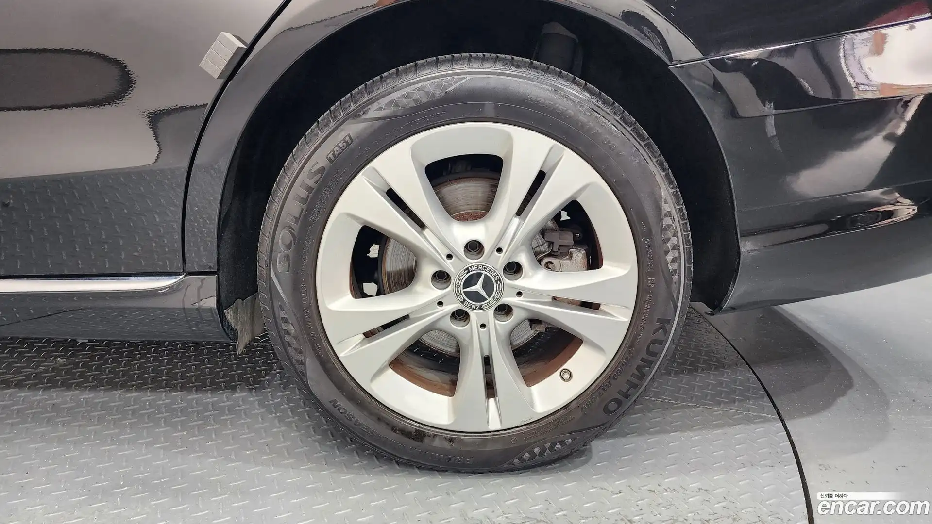 C-Class Mercedes-Benz 2018.2-OUTER-031