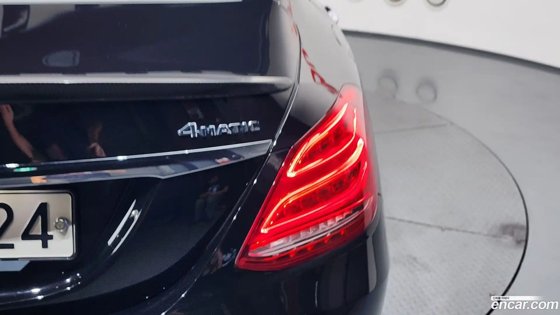 C-Class Mercedes-Benz 2018.2-OUTER-033