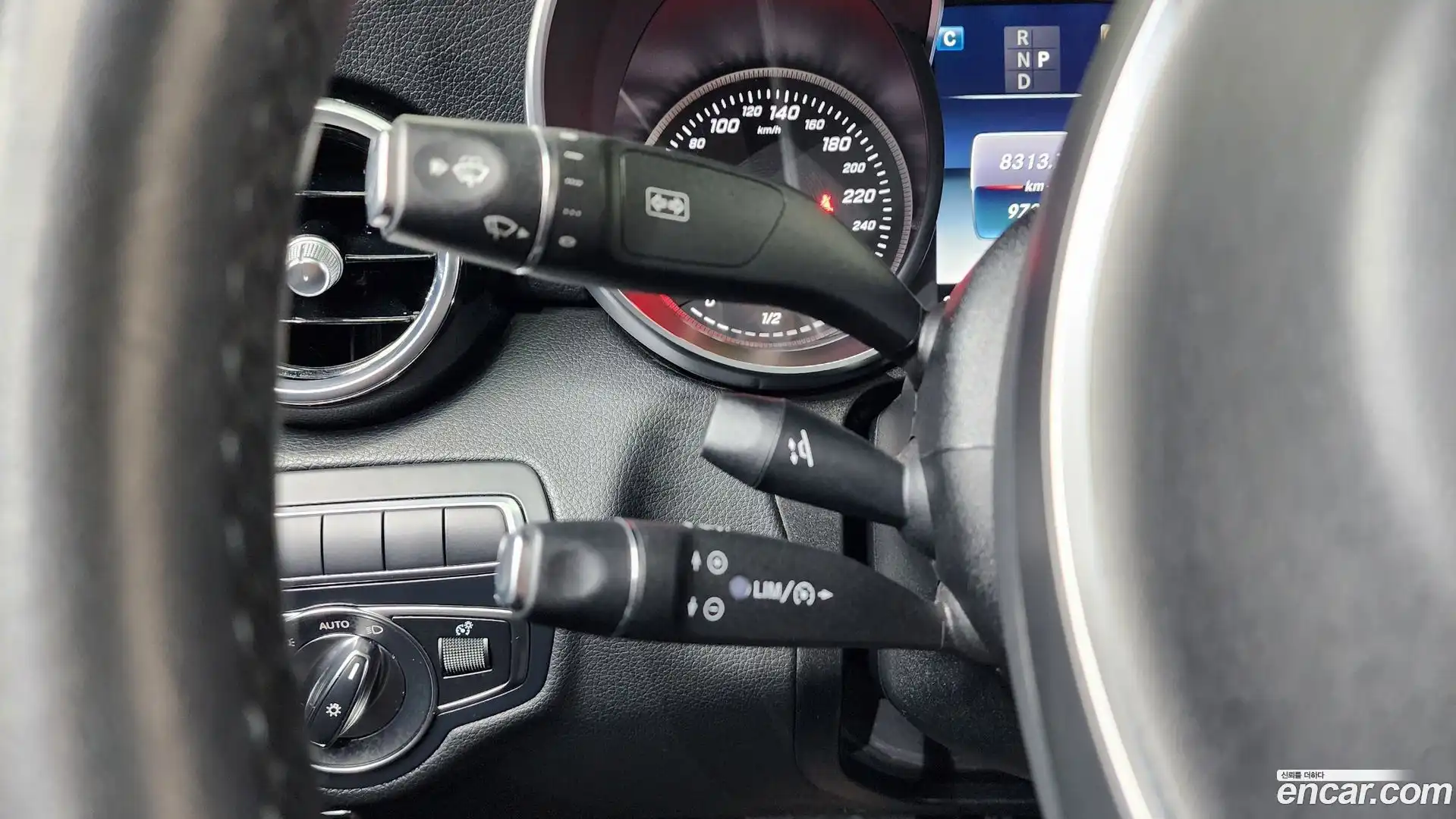 C-Class Mercedes-Benz 2018.2-OPTION-042