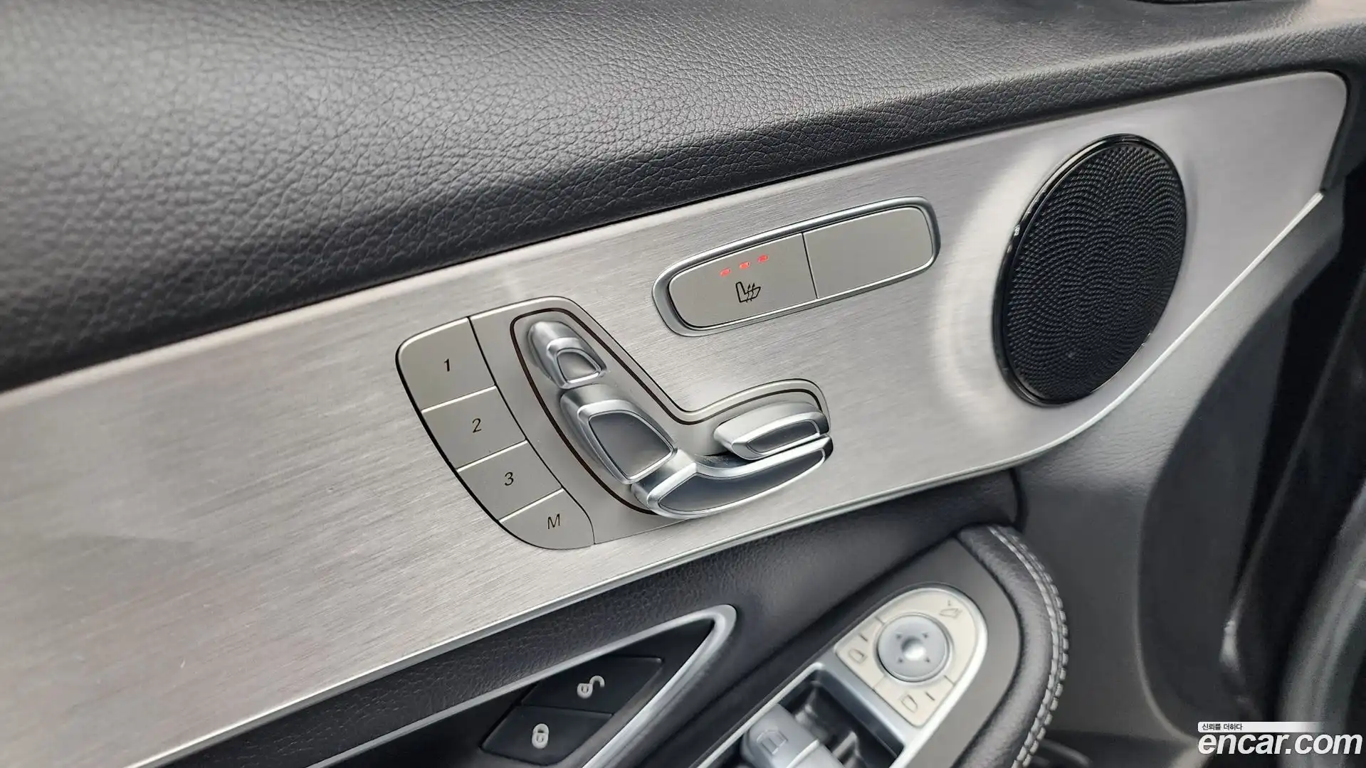 C-Class Mercedes-Benz 2018.2-OPTION-047