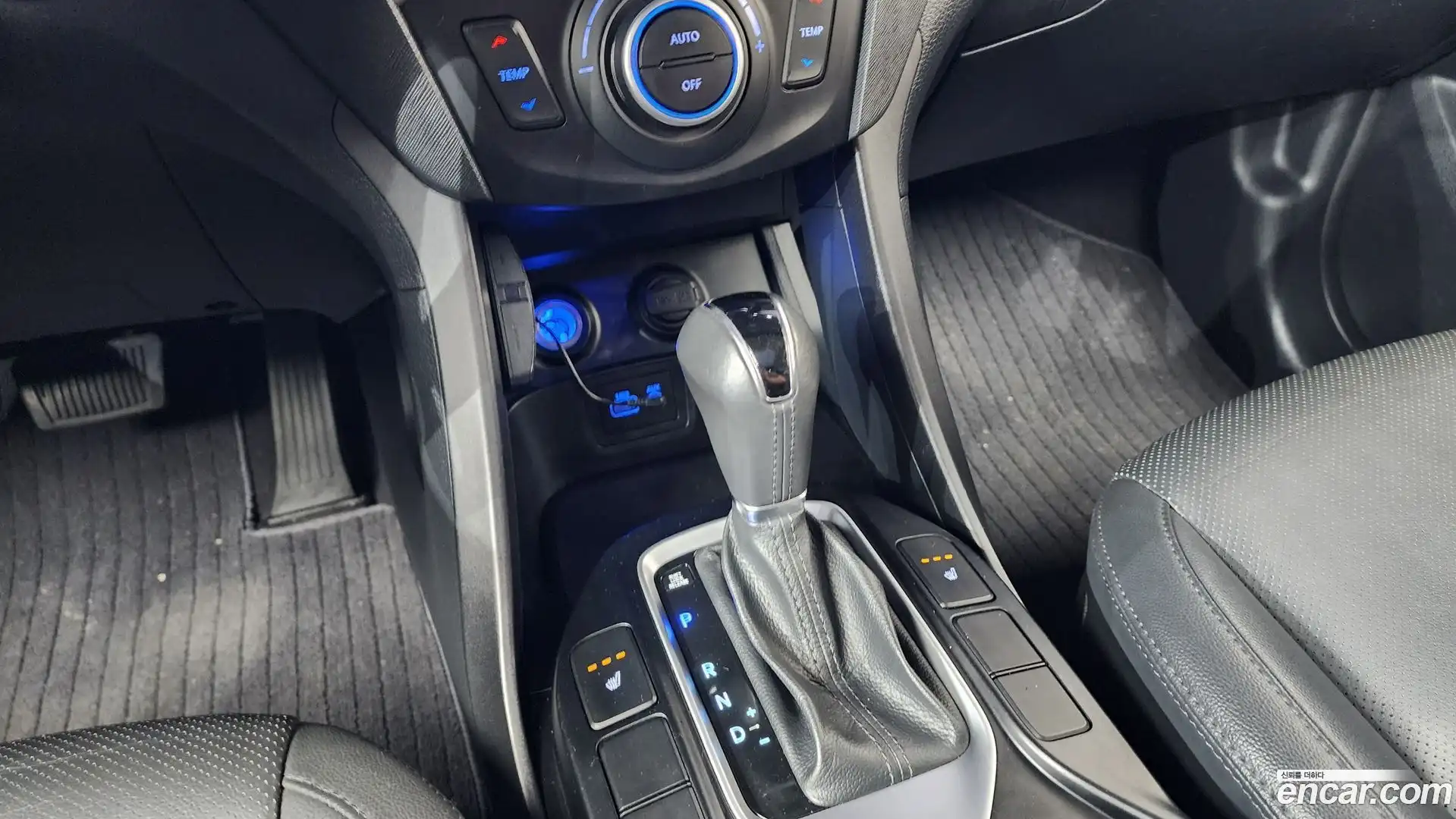 Santafe Hyundai 2015.5-INNER-009