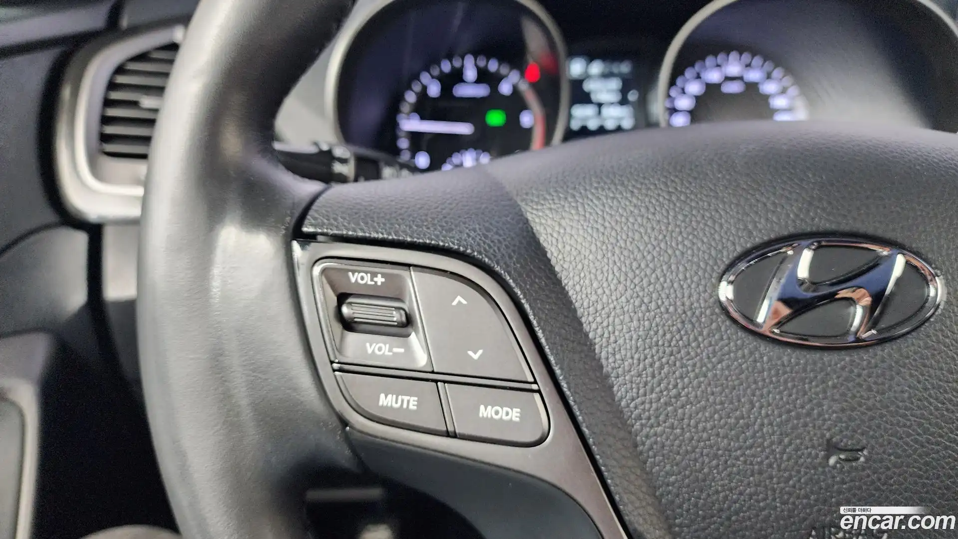 Santafe Hyundai 2015.5-OPTION-020