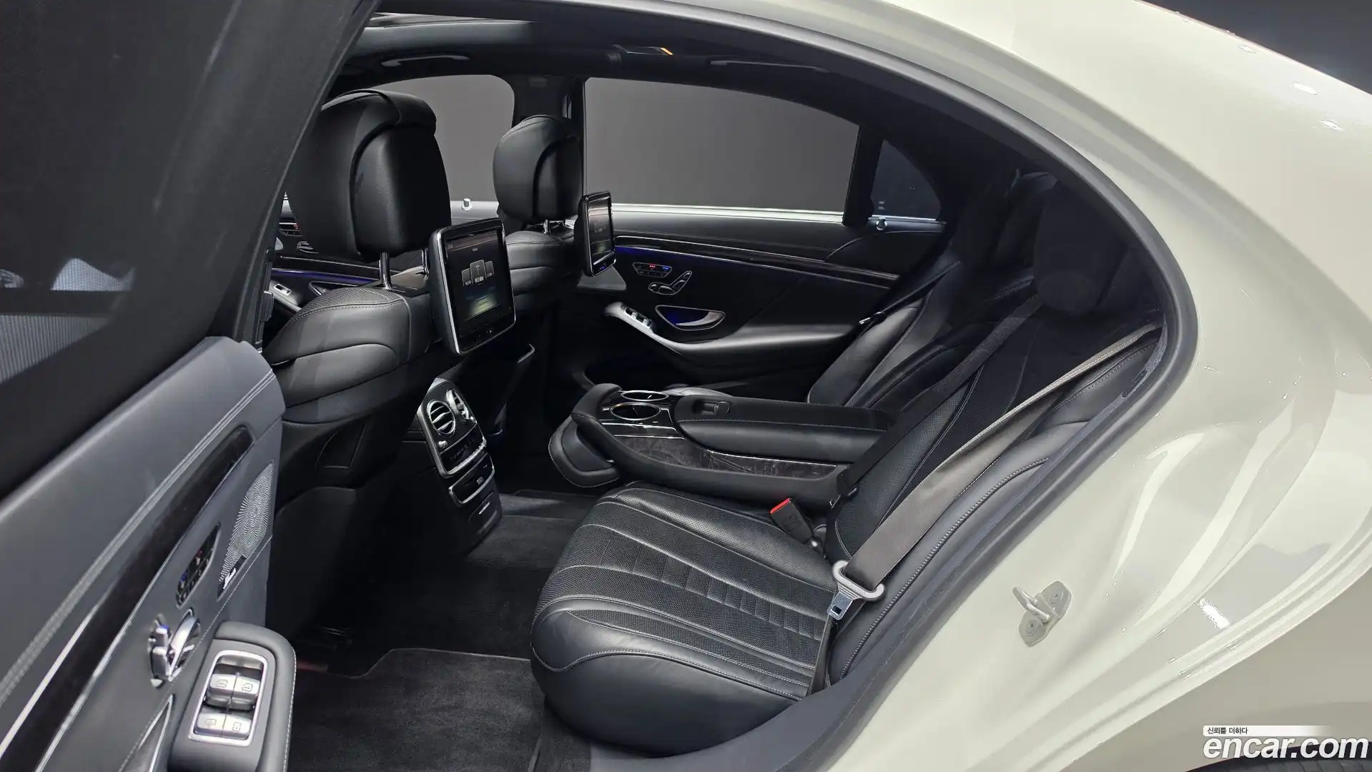 S-Class Mercedes-Benz 2017.6-OPTION-015