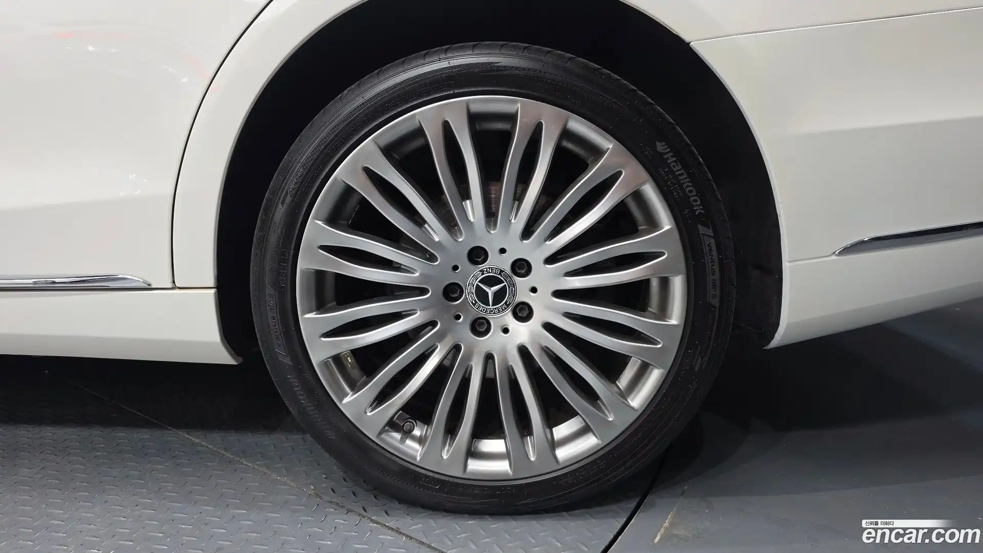 S-Class Mercedes-Benz 2017.6-OUTER-031
