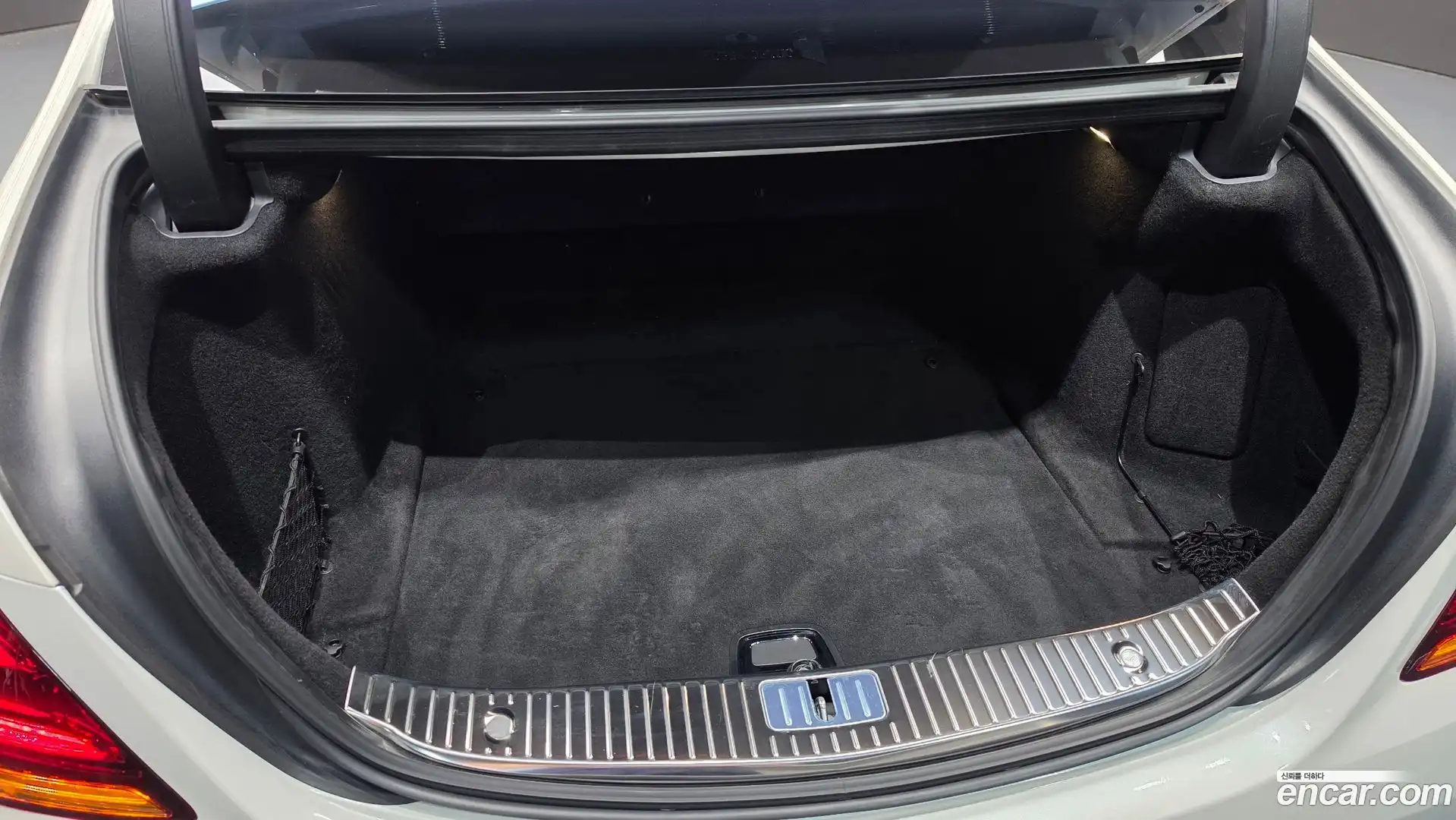 S-Class Mercedes-Benz 2017.6-OPTION-043