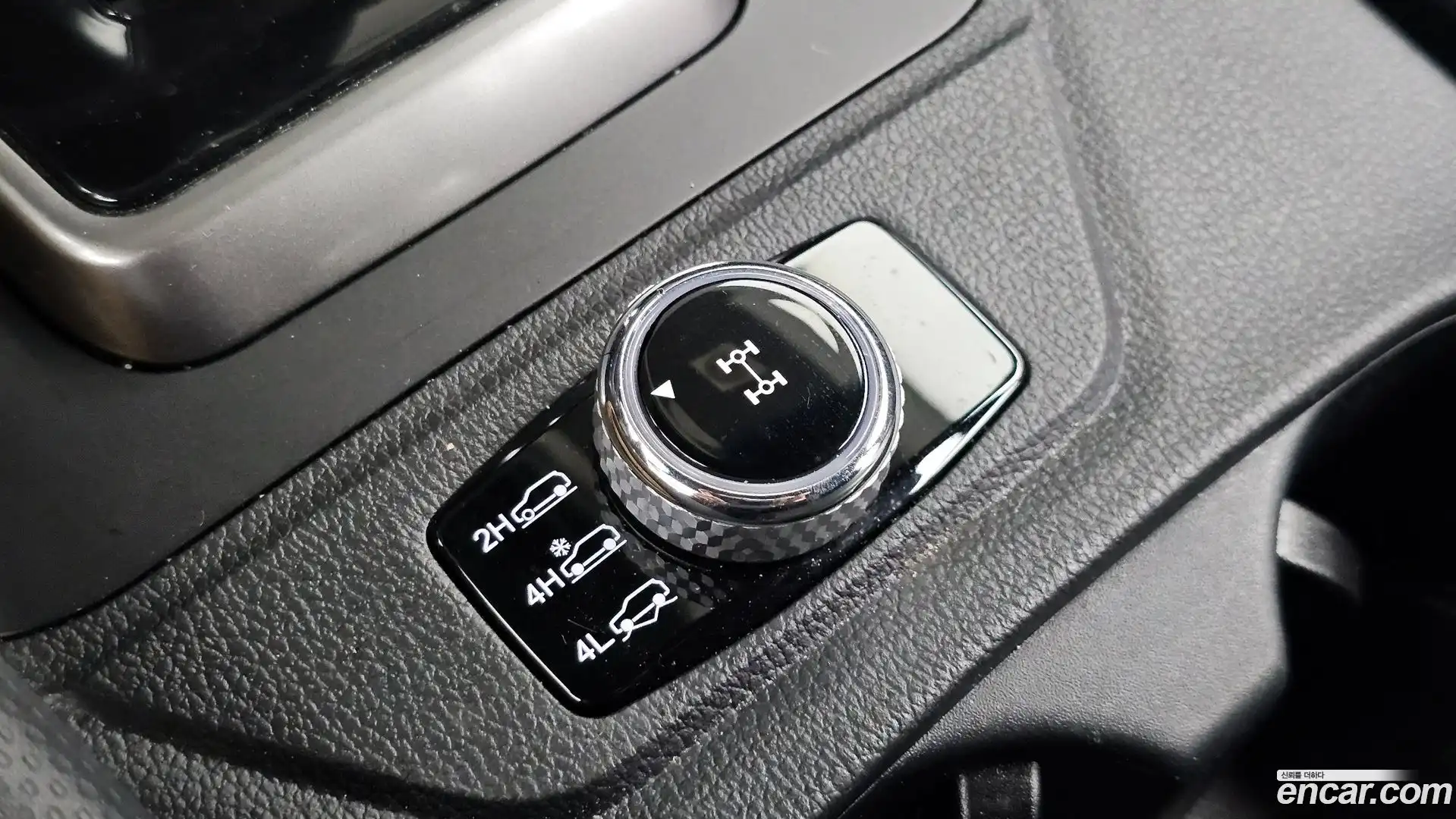 Rexton KG Mobility 2024.2-OPTION-047