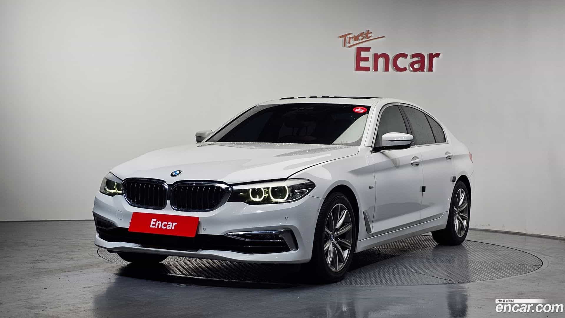 5-Series BMW 2018.11-OUTER-001