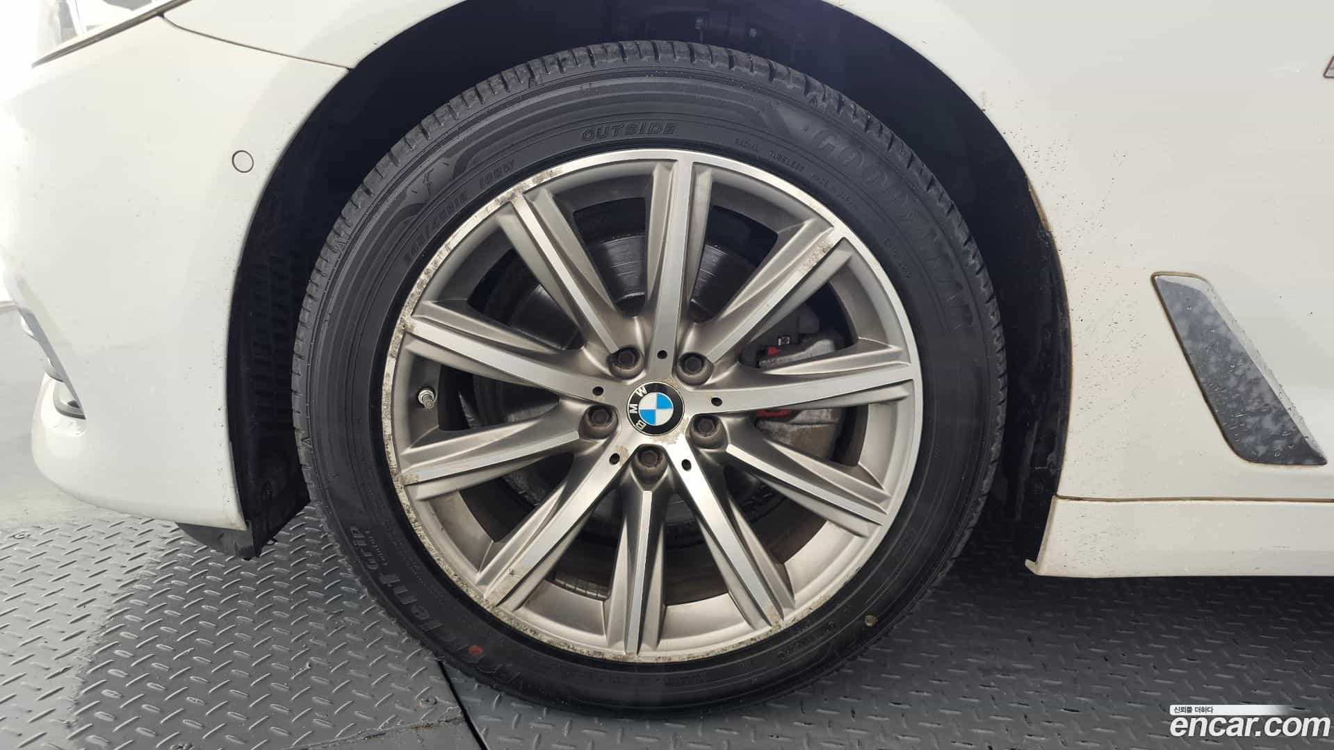 5-Series BMW 2018.11-OUTER-005
