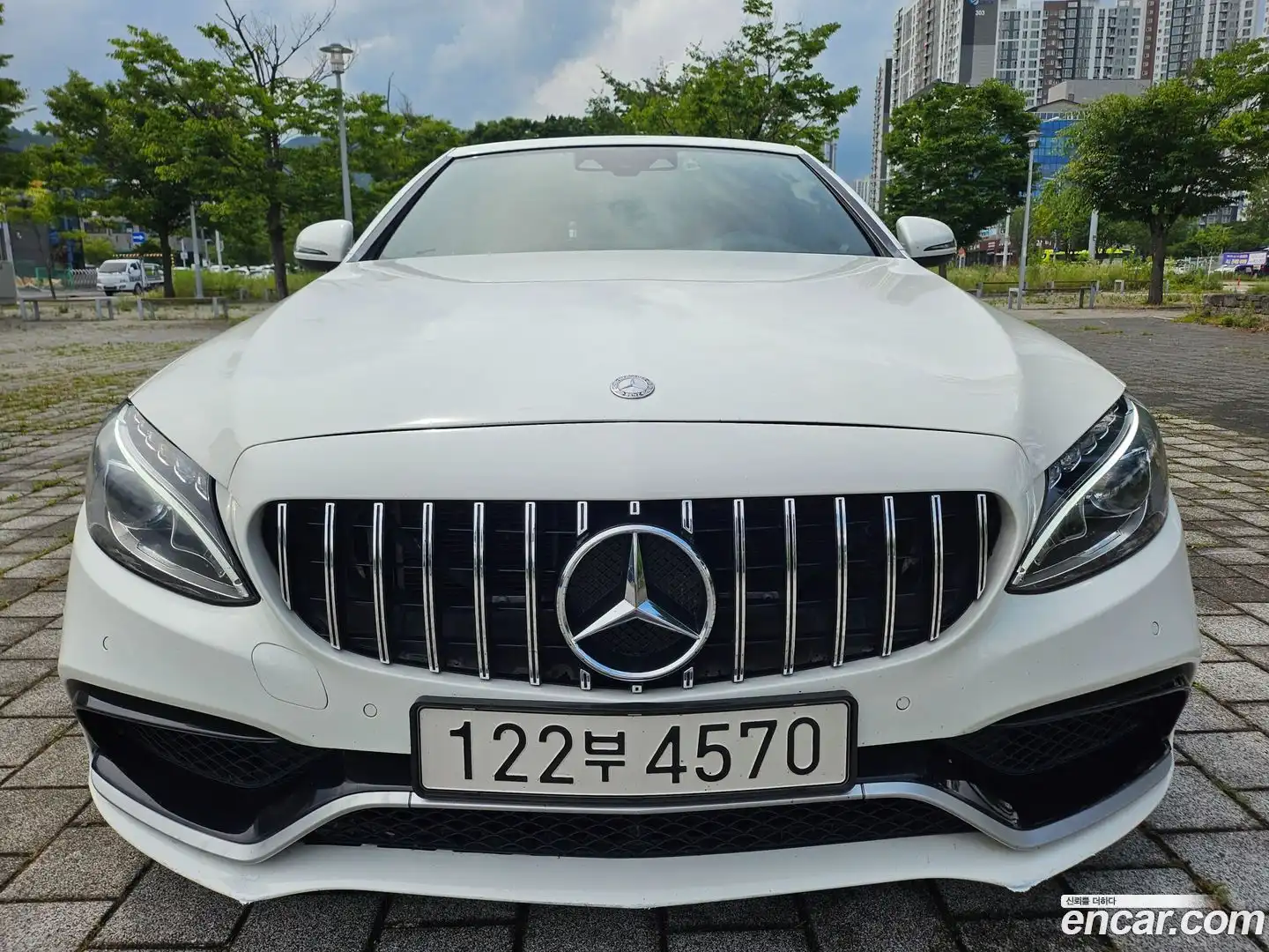 C-Class Mercedes-Benz 2017.3-OUTER-001