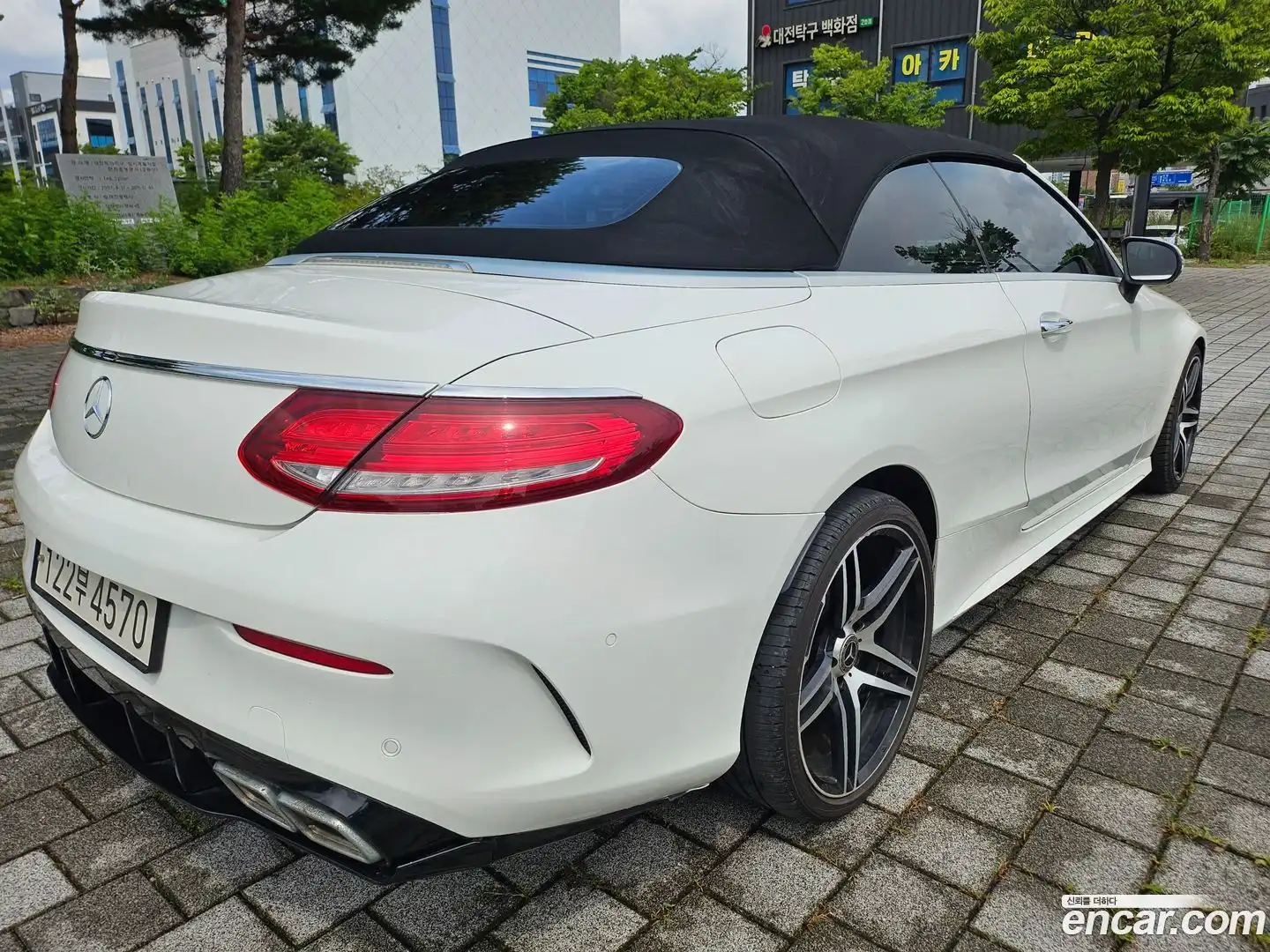 C-Class Mercedes-Benz 2017.3-OUTER-006