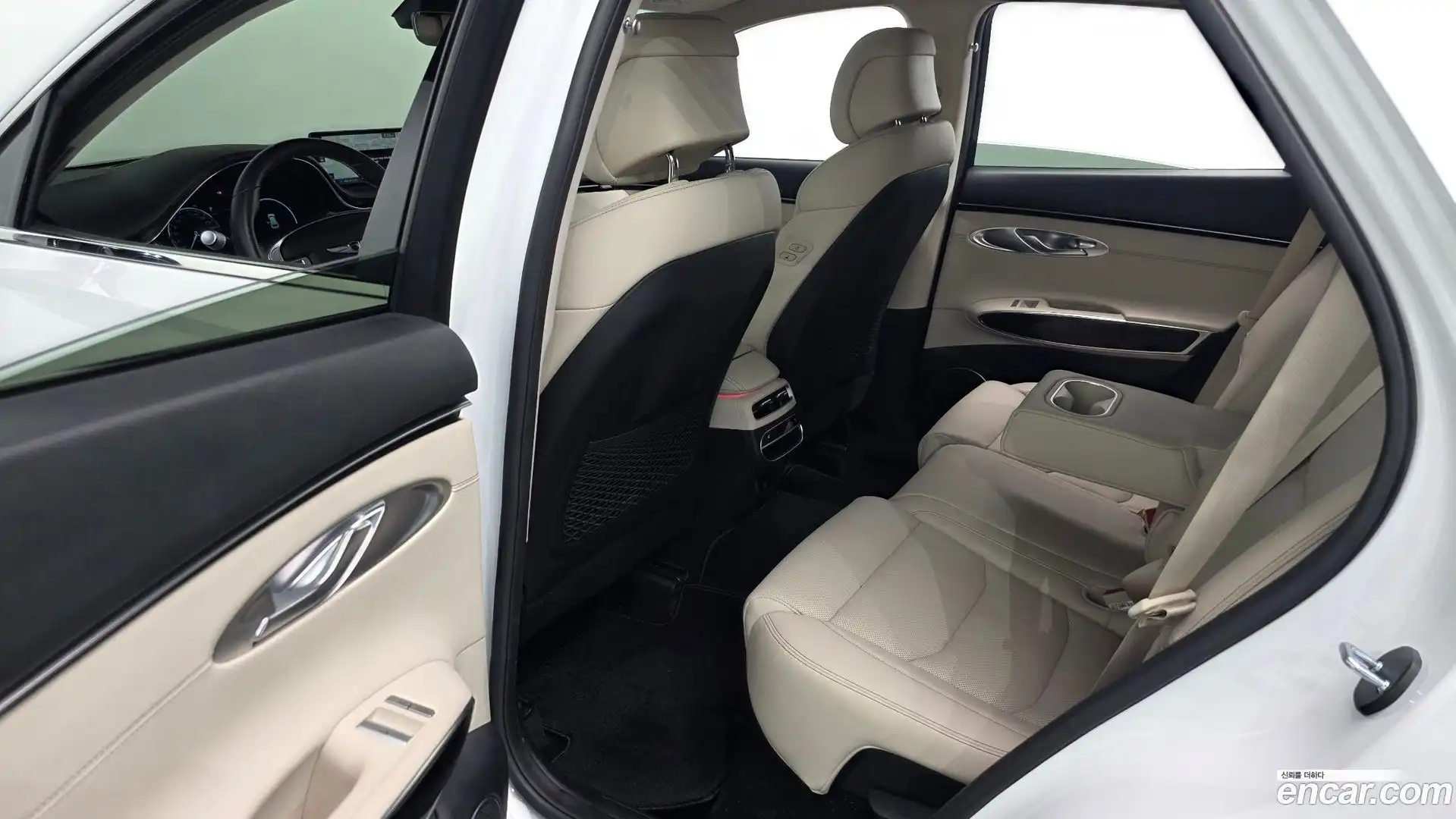 GV70 Genesis 2023.9-OPTION-016