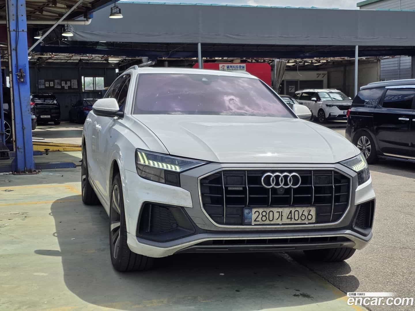 Q8 Audi 2021.9-OUTER-002
