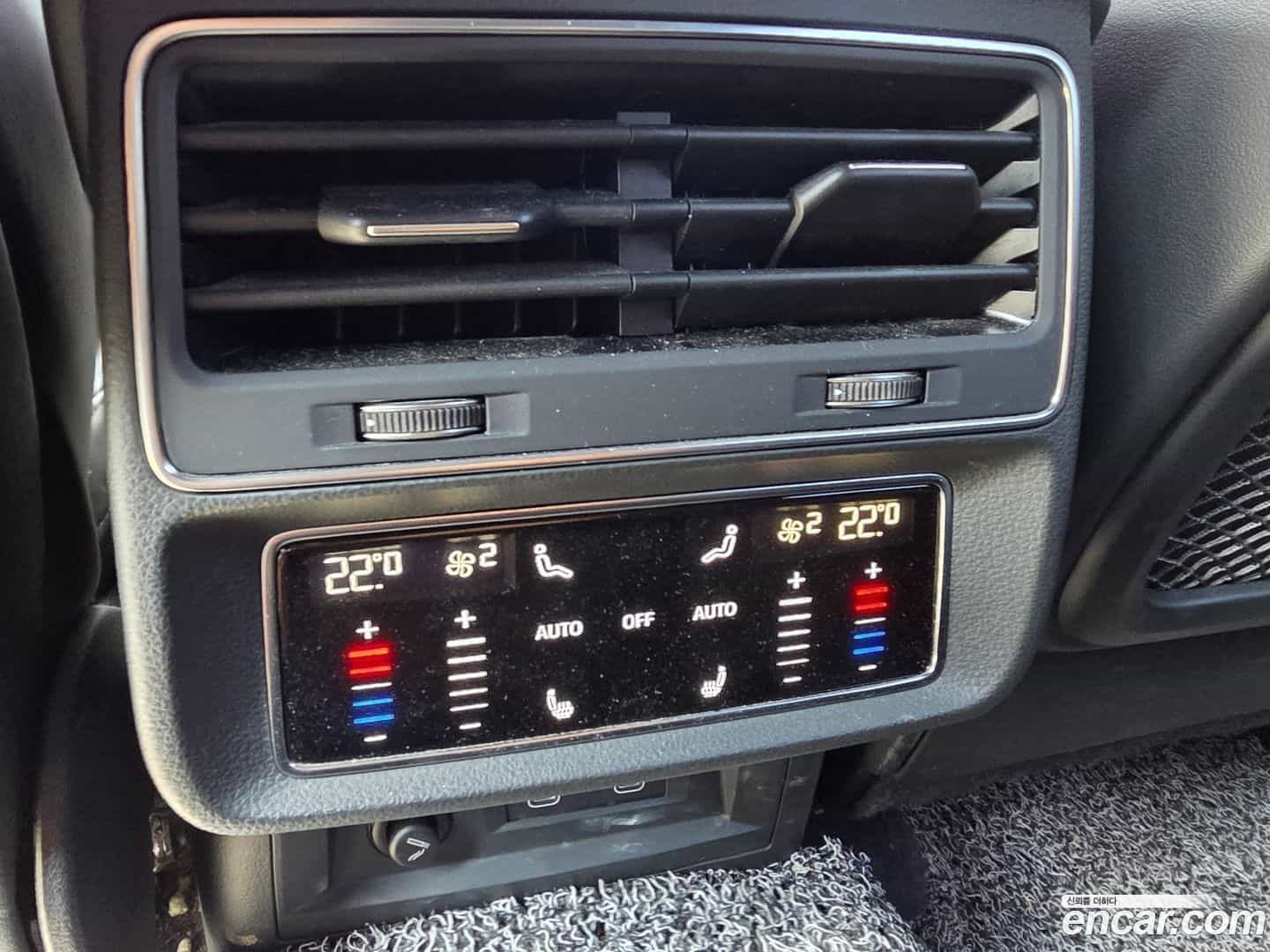 Q8 Audi 2021.9-OPTION-019