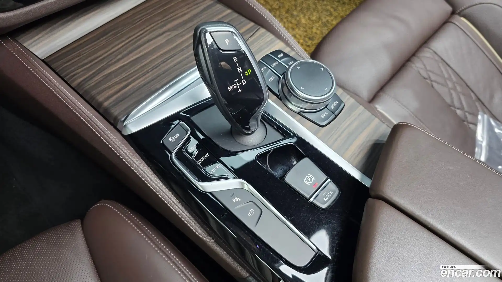 5-Series BMW 2017.2-INNER-009