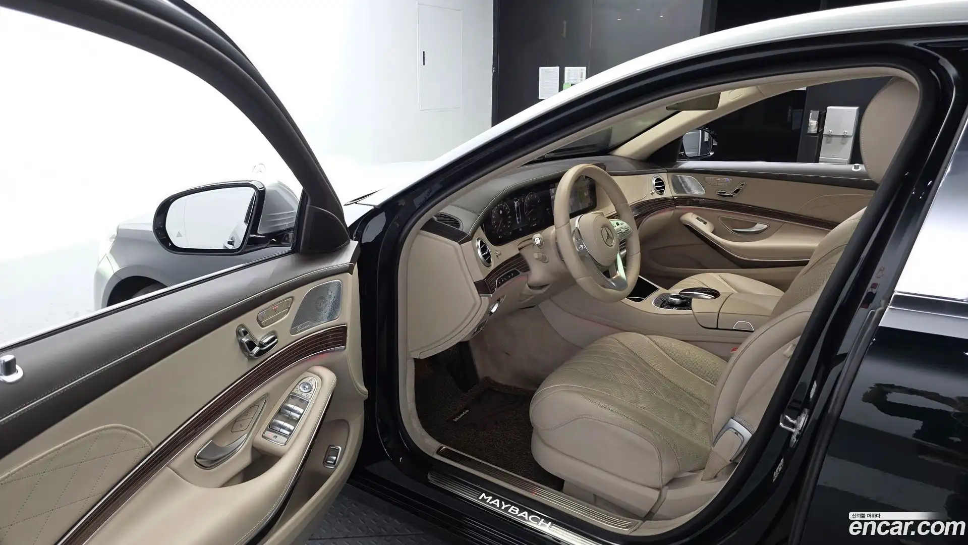 S-Class Mercedes-Benz 2019.6-INNER-010