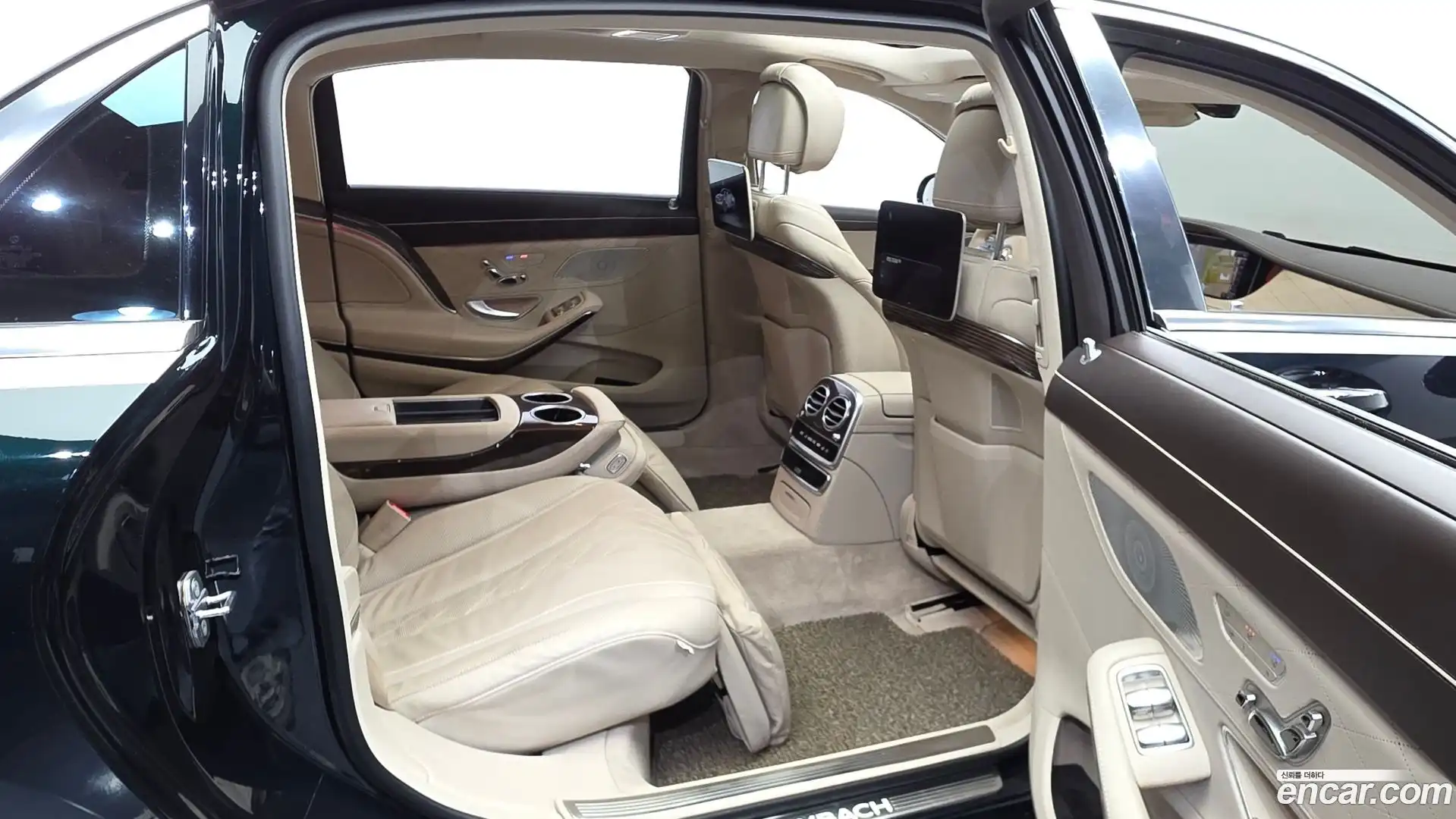 S-Class Mercedes-Benz 2019.6-OPTION-016
