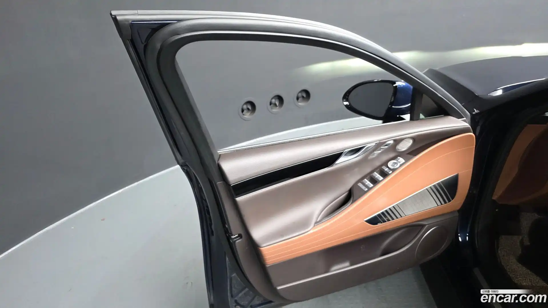 G80 Genesis 2020.4-INNER-034