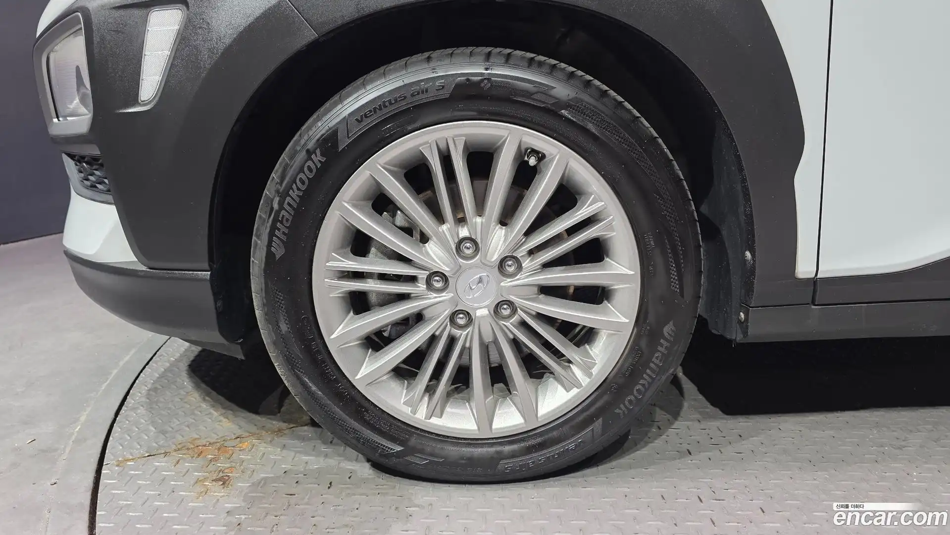 Kona Hyundai 2017.9-OUTER-005