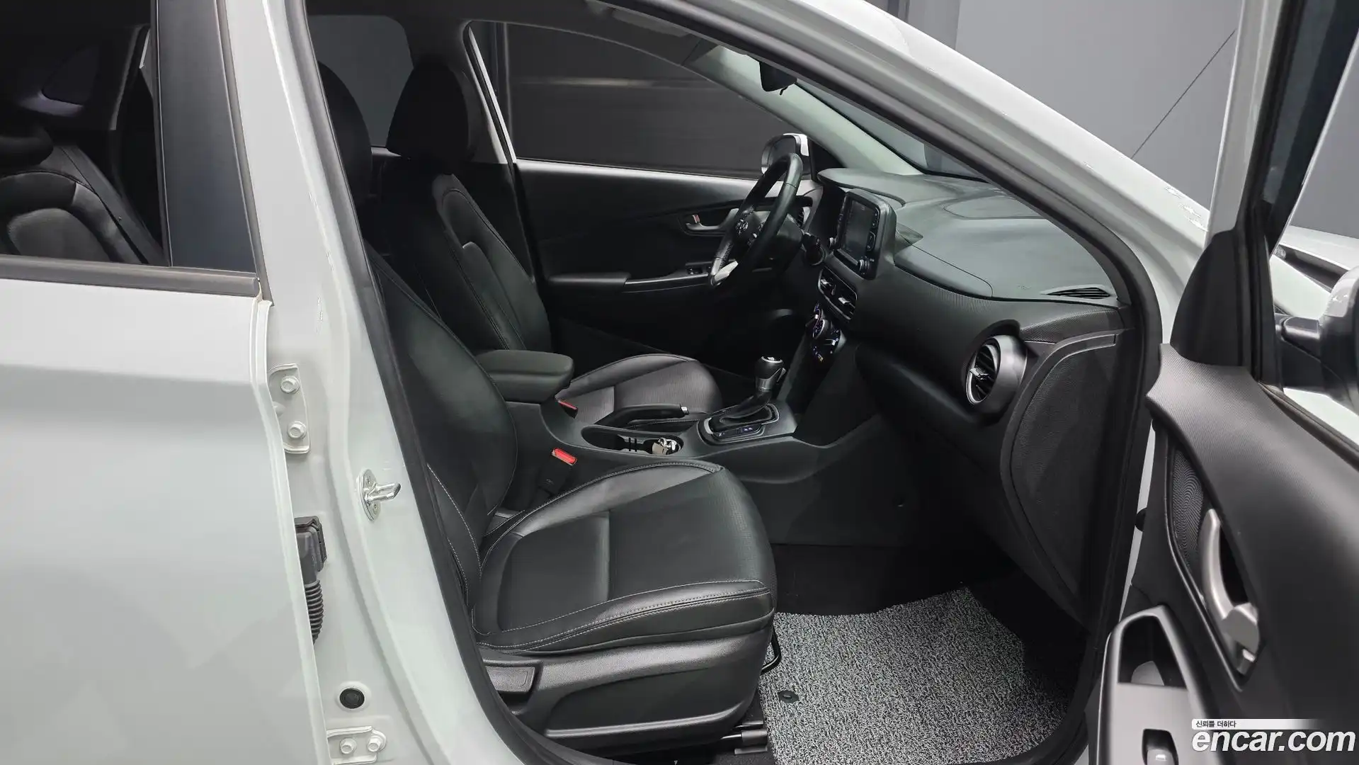Kona Hyundai 2017.9-OPTION-015
