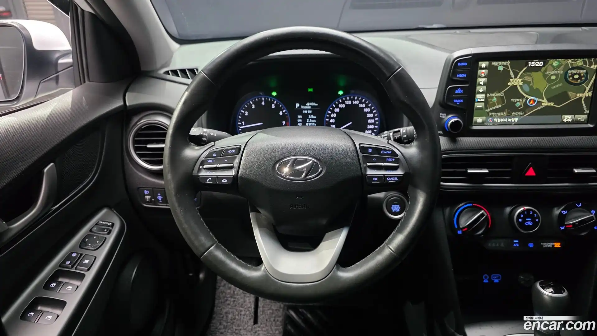 Kona Hyundai 2017.9-OPTION-017