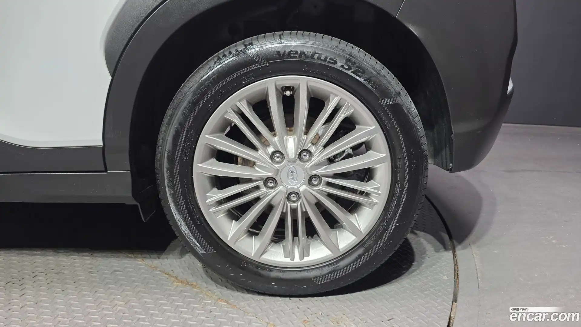 Kona Hyundai 2017.9-OUTER-031
