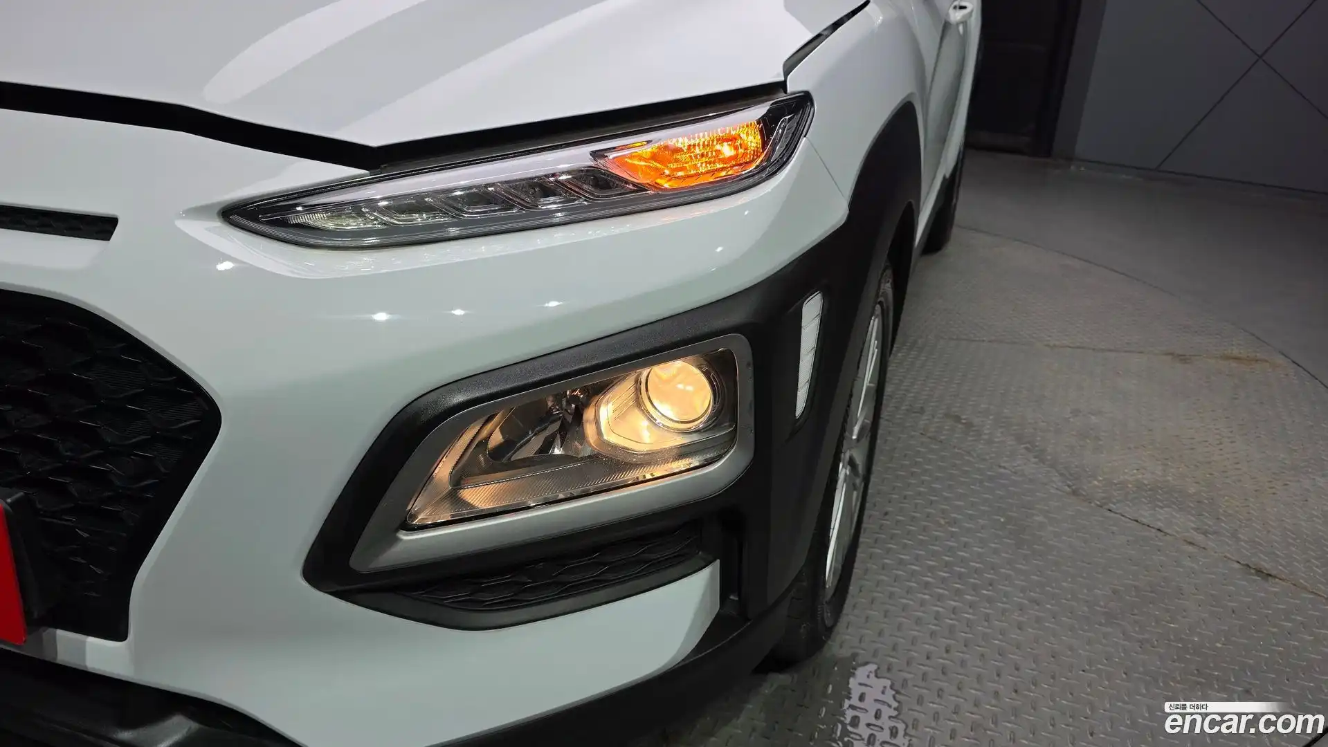 Kona Hyundai 2017.9-OUTER-032