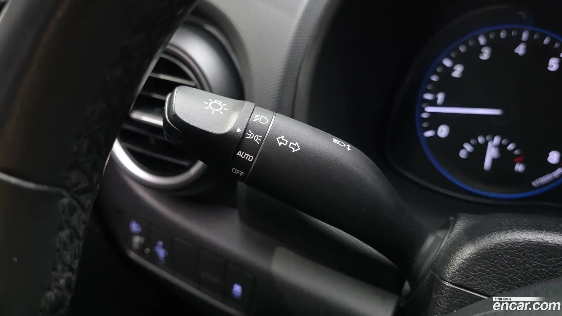 Kona Hyundai 2017.9-OPTION-041