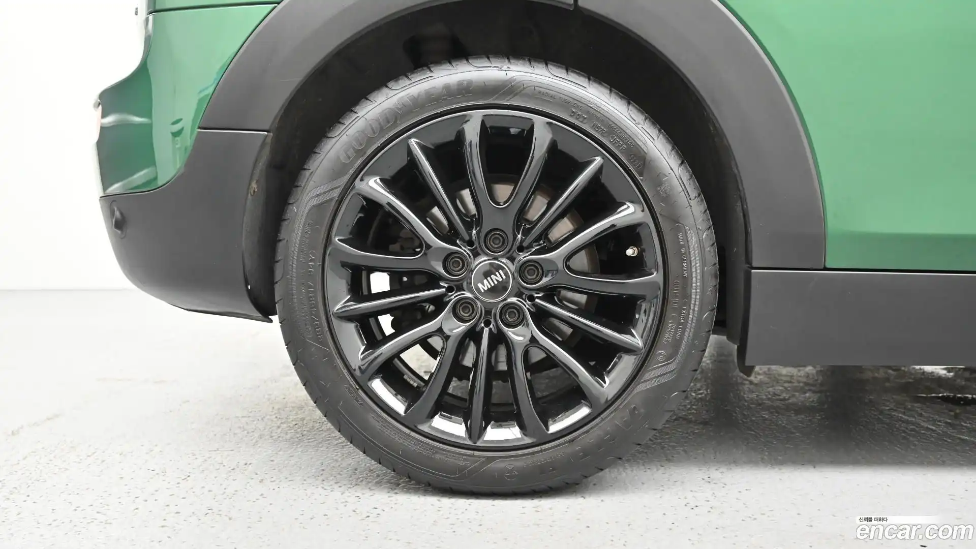 Clubman Mini 2022.2-OUTER-005