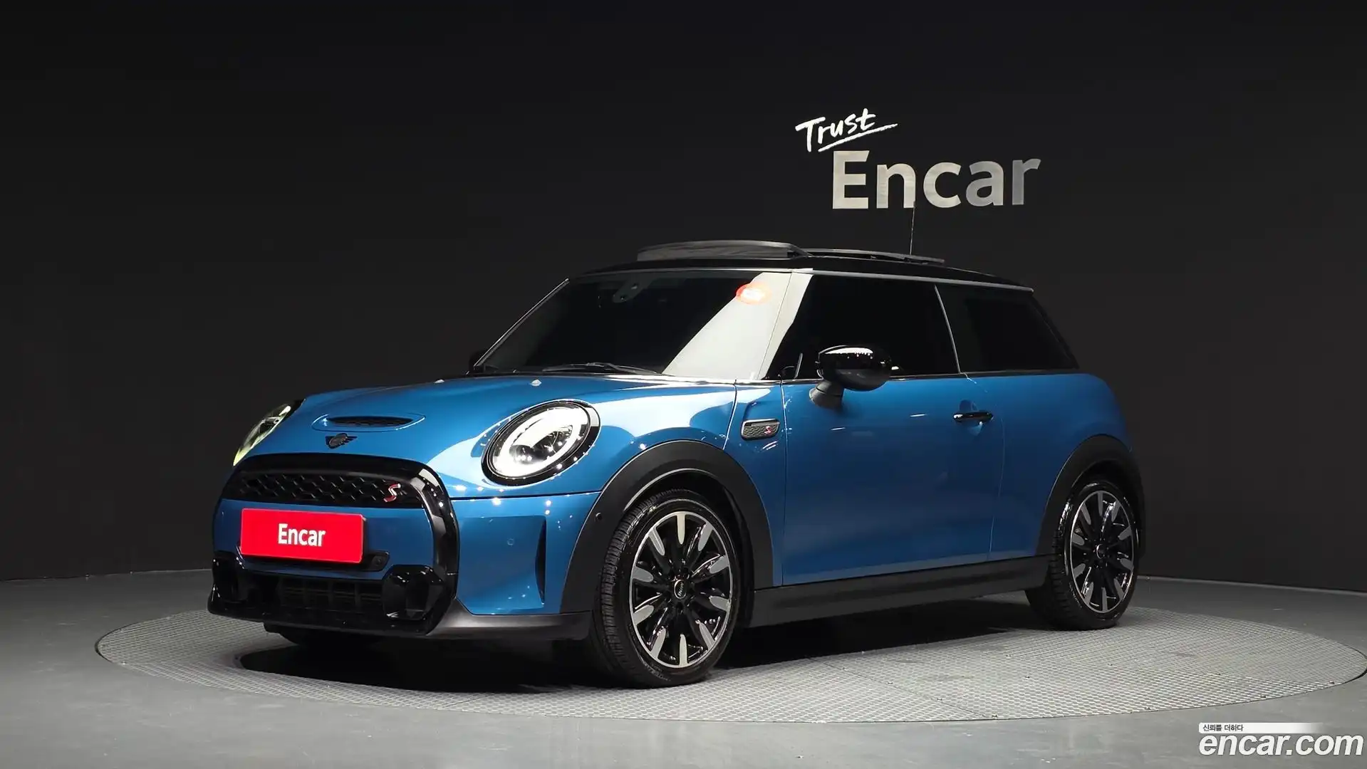 Cooper Mini 2022.0-OUTER-001
