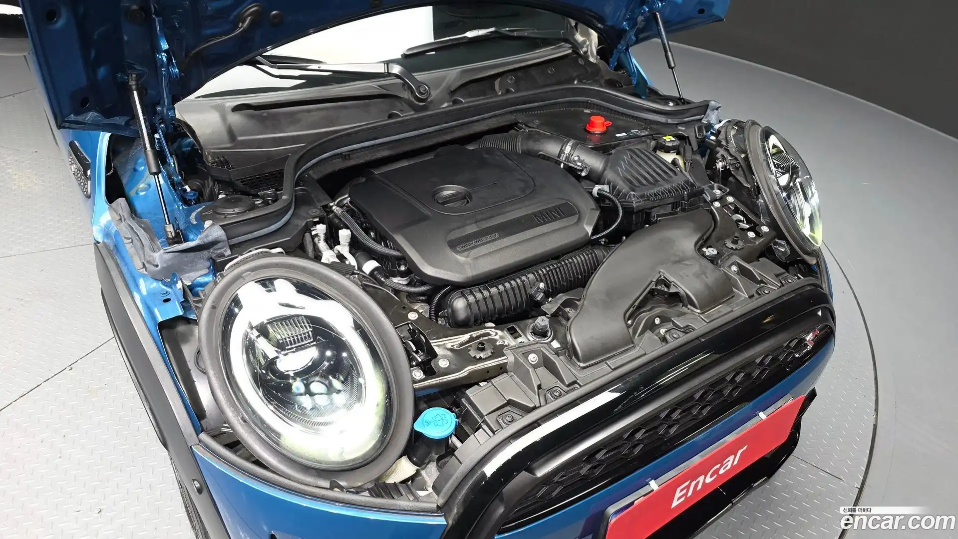Cooper Mini 2022.0-OUTER-006