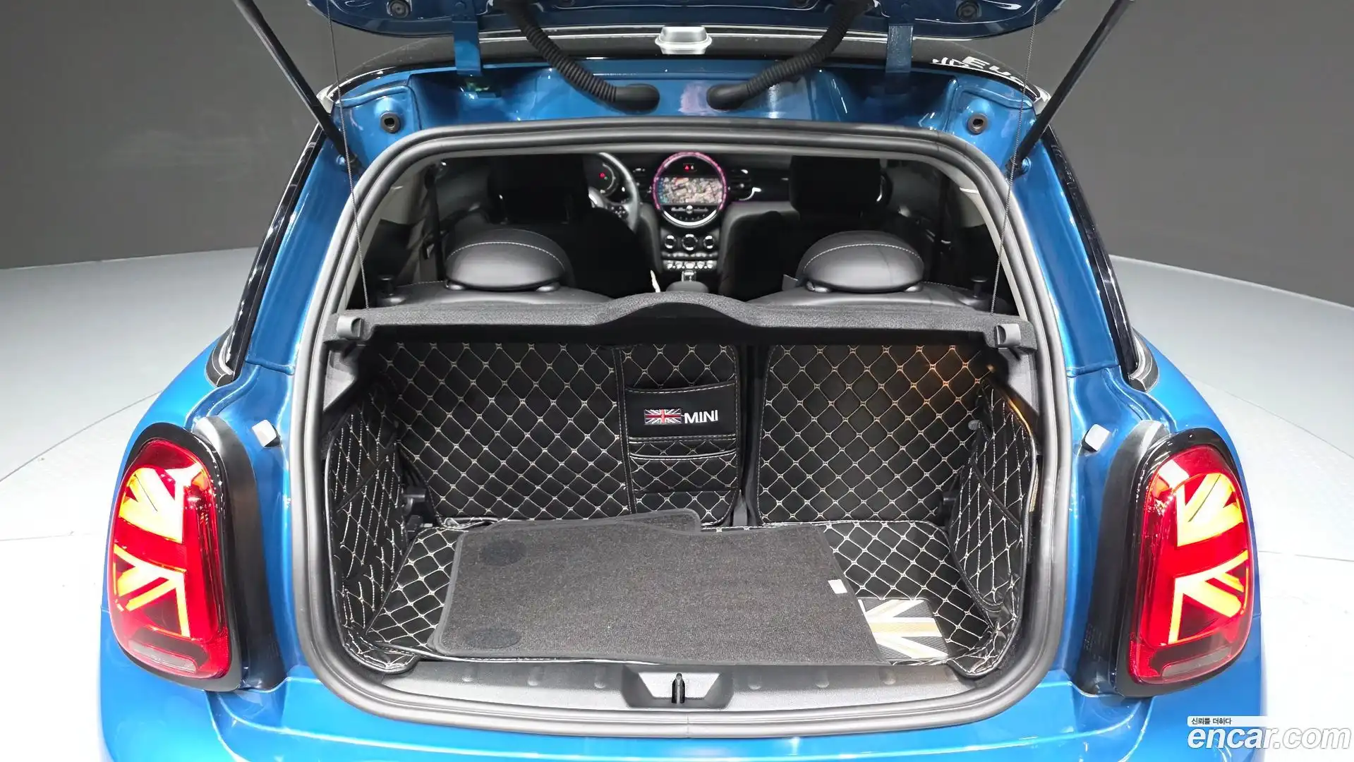 Cooper Mini 2022.0-OPTION-024