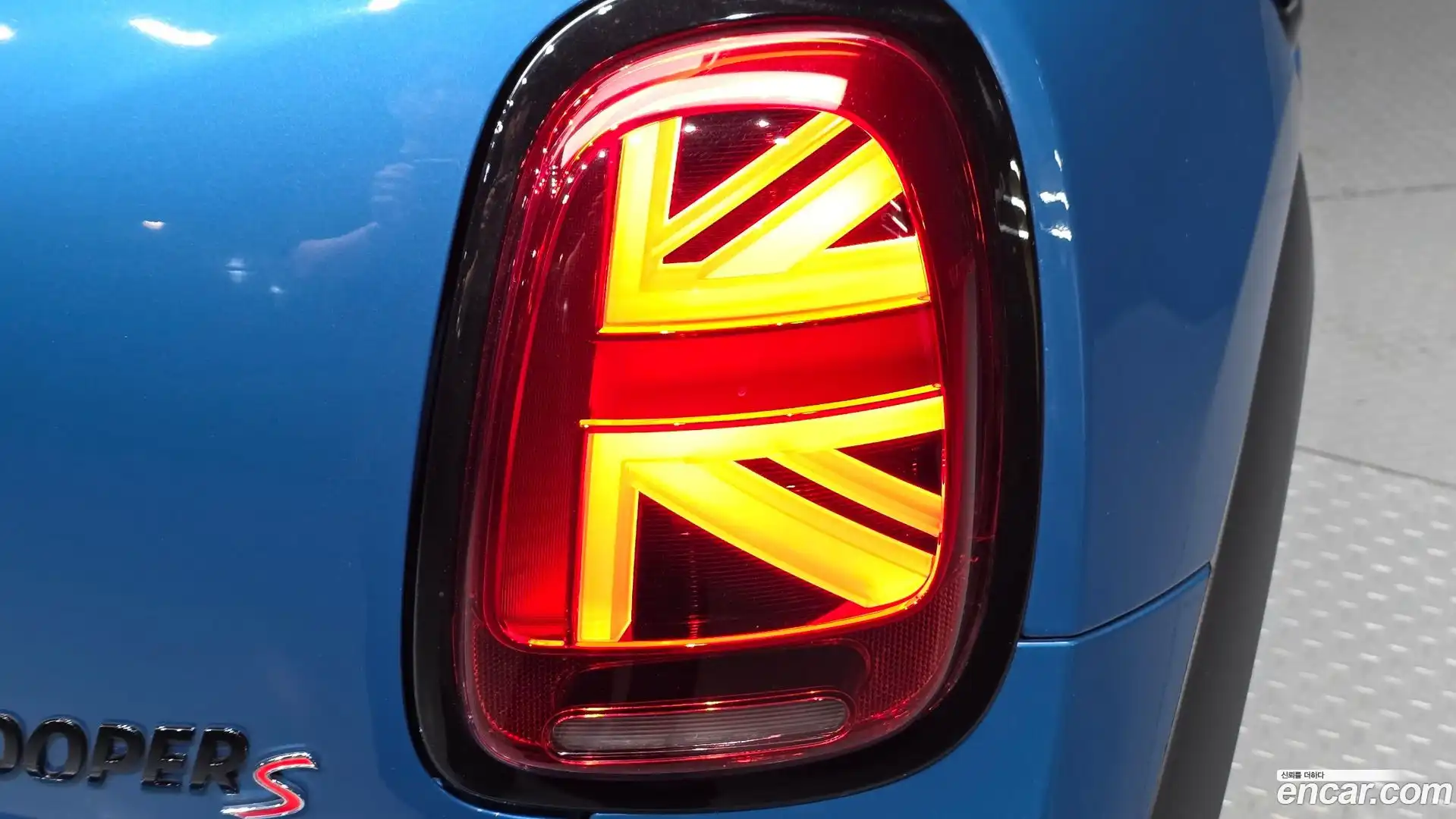 Cooper Mini 2022.0-OUTER-033