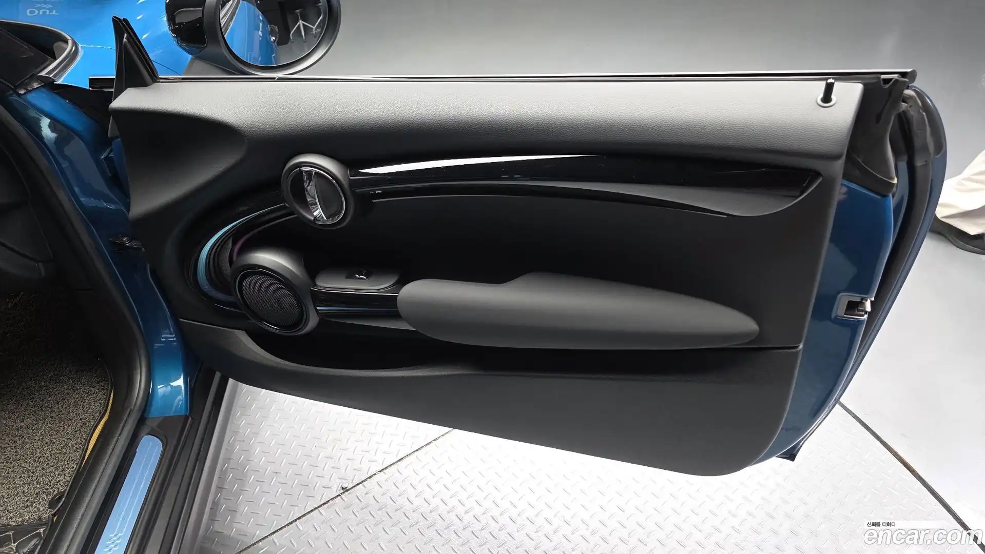 Cooper Mini 2022.0-INNER-035