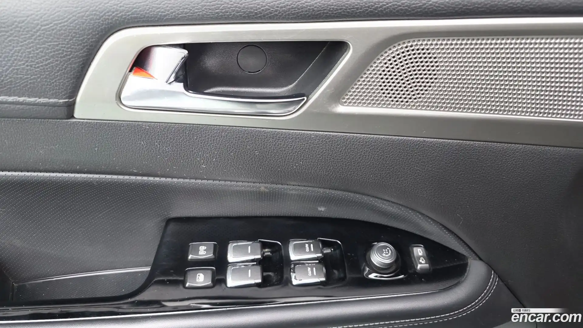 Rexton KG Mobility 2018.3-OPTION-046
