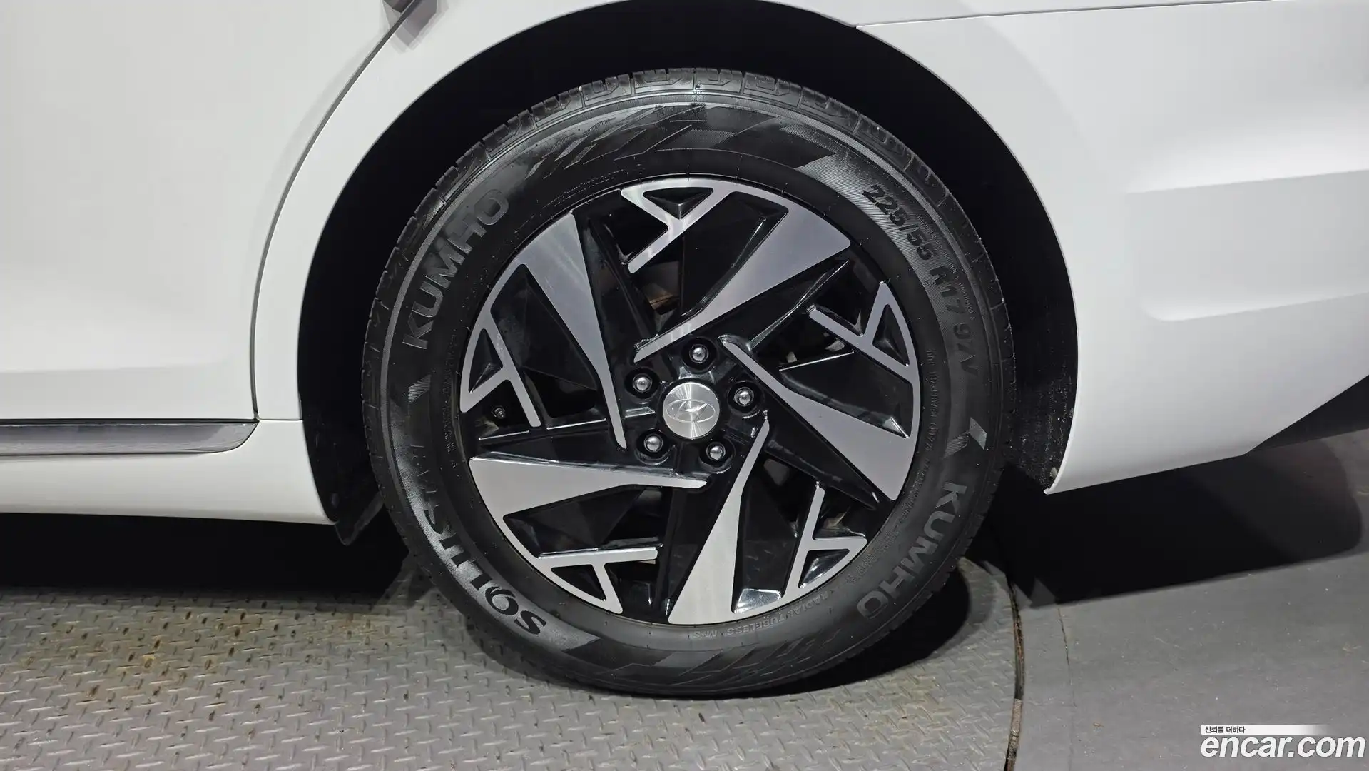Grandeur Hyundai 2020.0-OUTER-031