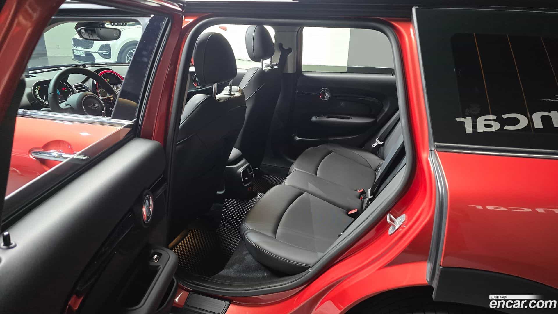 Clubman Mini 2022.4-OPTION-015