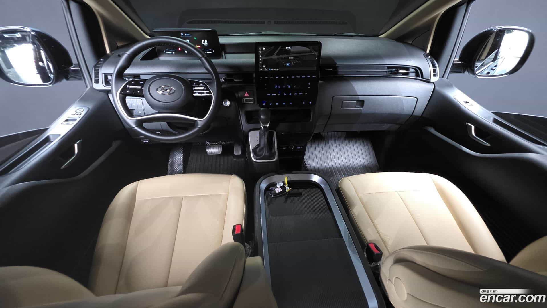 Staria Hyundai 2023.10-INNER-007