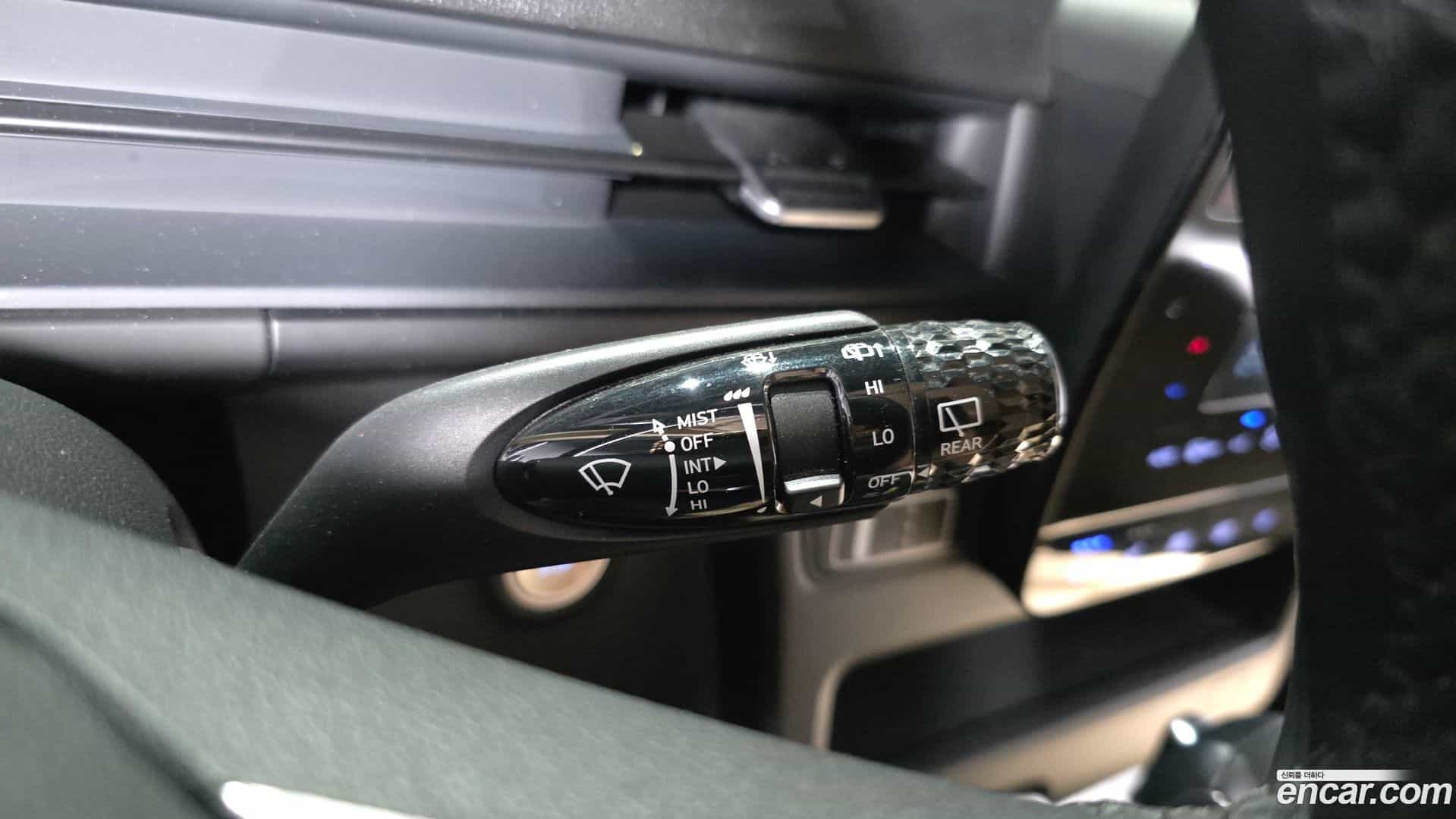 Staria Hyundai 2023.10-OPTION-041