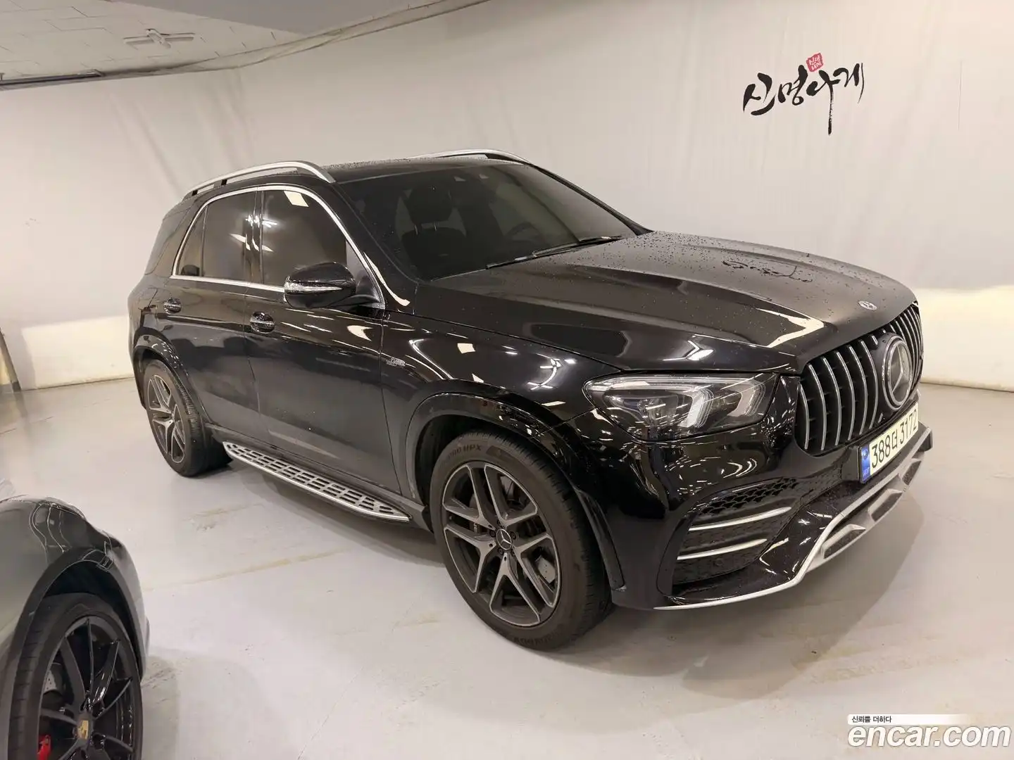 GLE-Class Mercedes-Benz 2023.7-OUTER-002