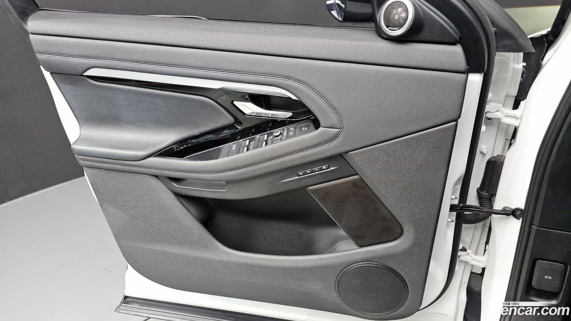 Range Rover Evoque Land Rover 2020.2-INNER-034