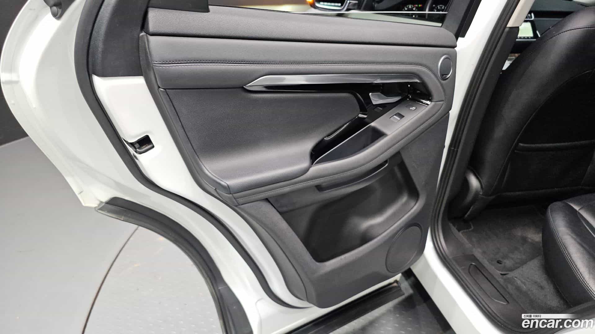 Range Rover Evoque Land Rover 2020.2-INNER-035