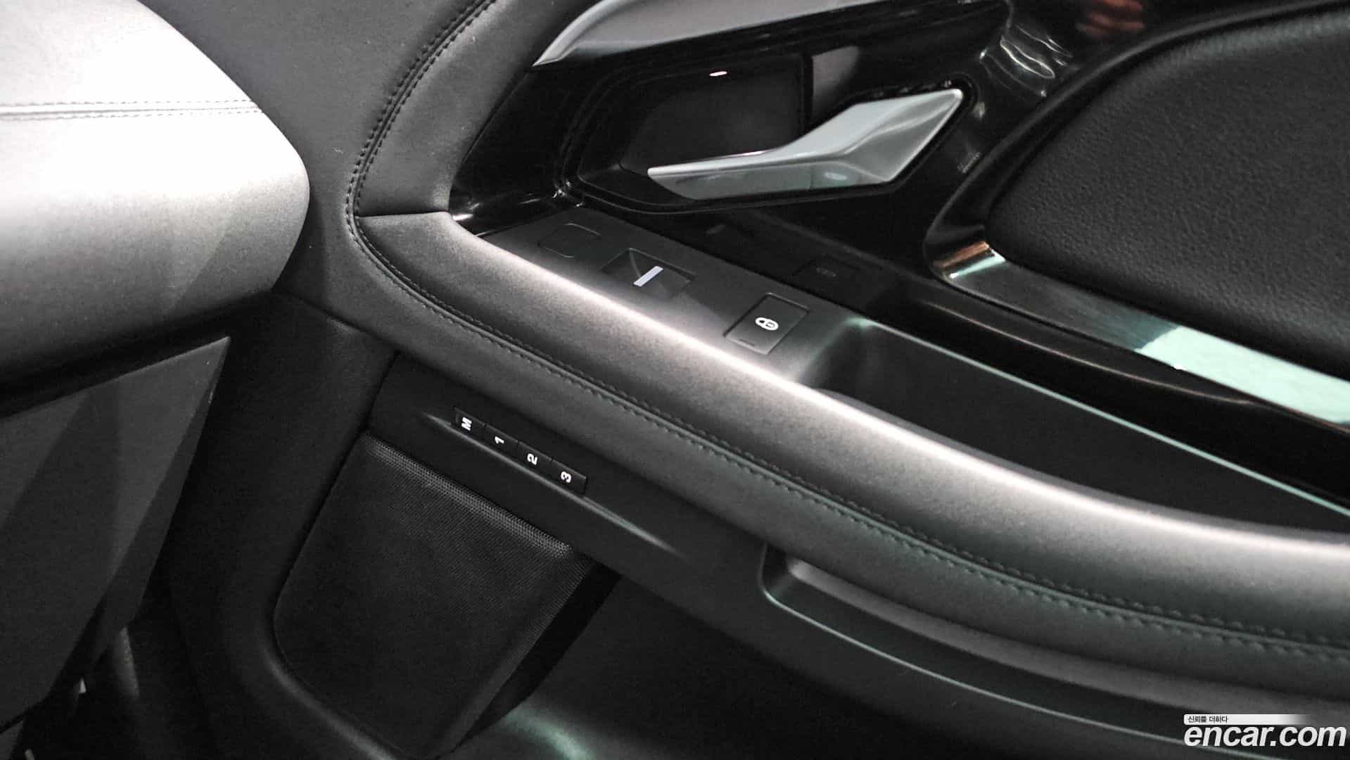 Range Rover Evoque Land Rover 2020.2-OPTION-042