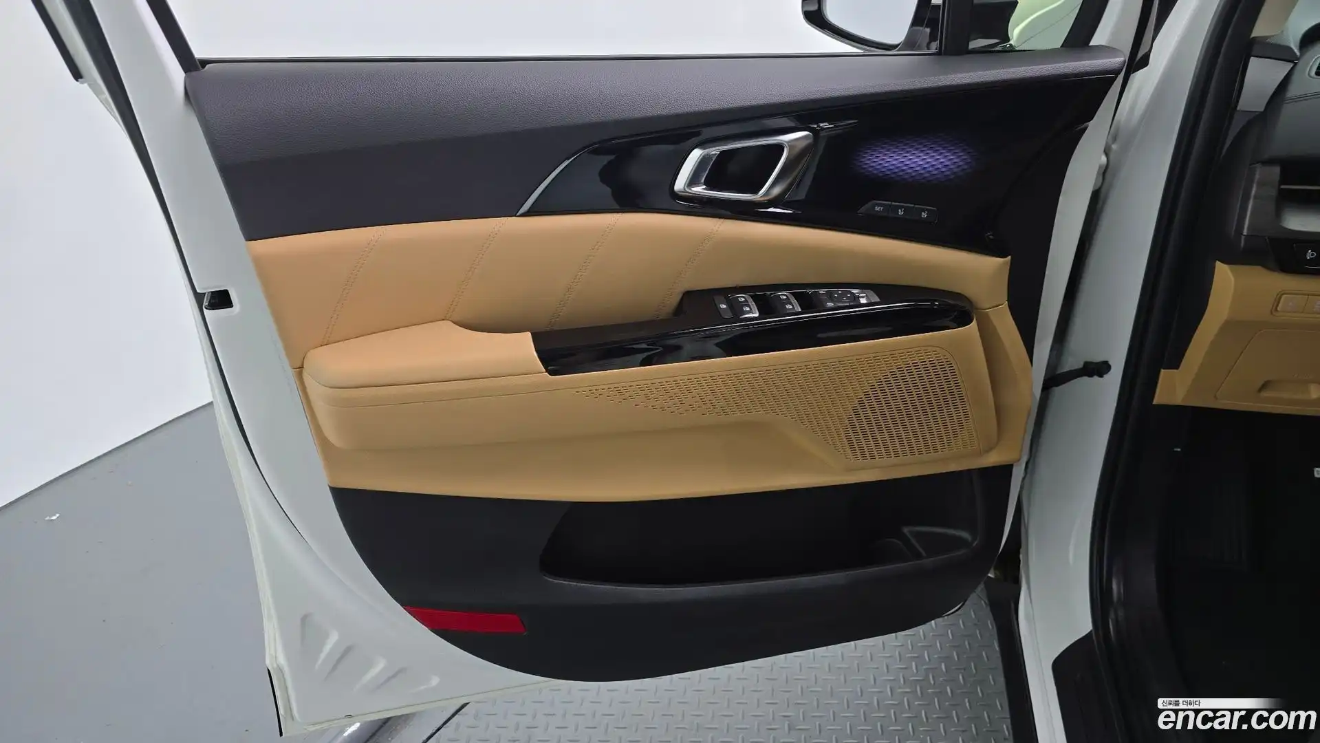 Canival Kia 2023.10-INNER-034