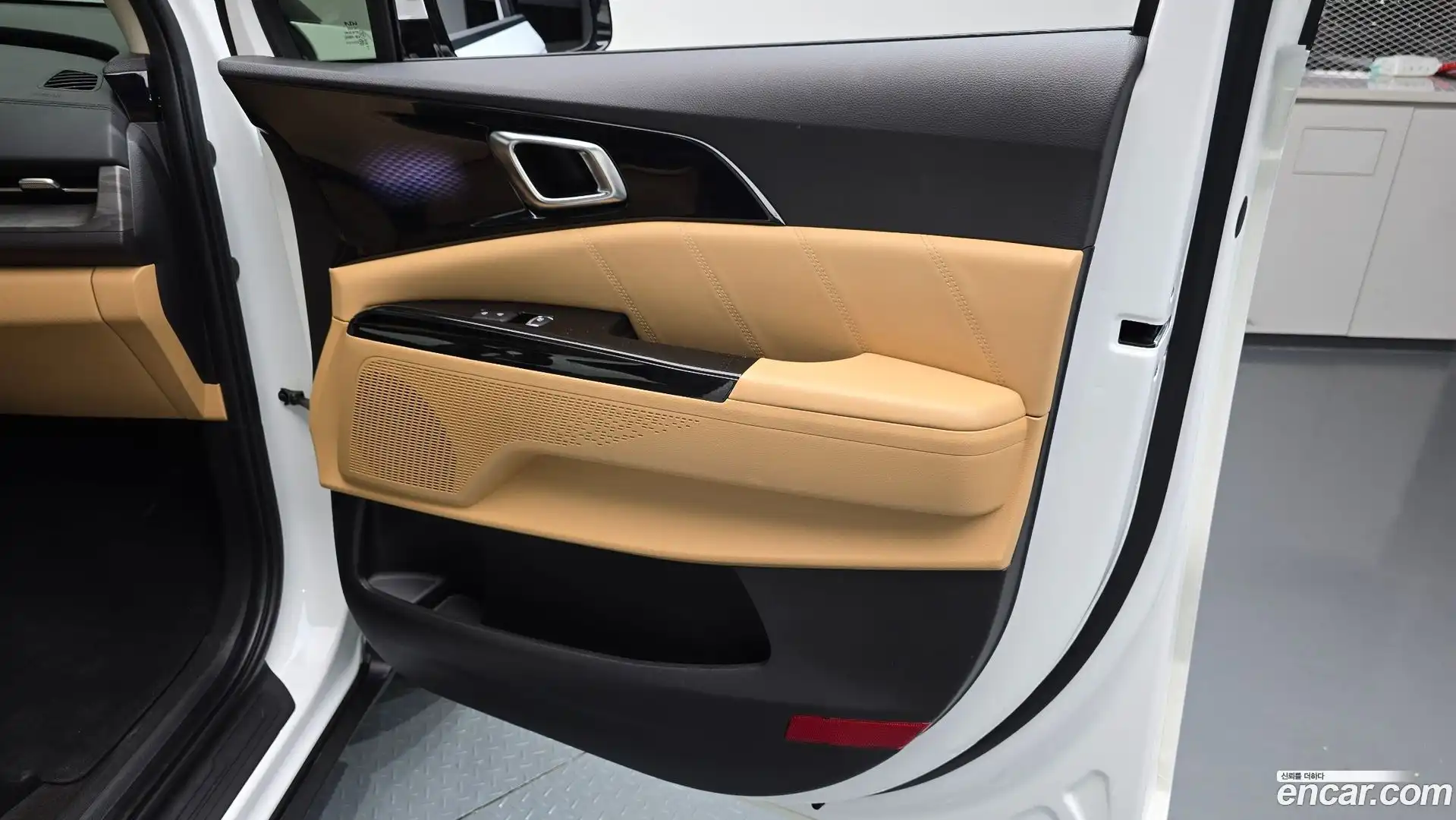 Canival Kia 2023.10-INNER-035