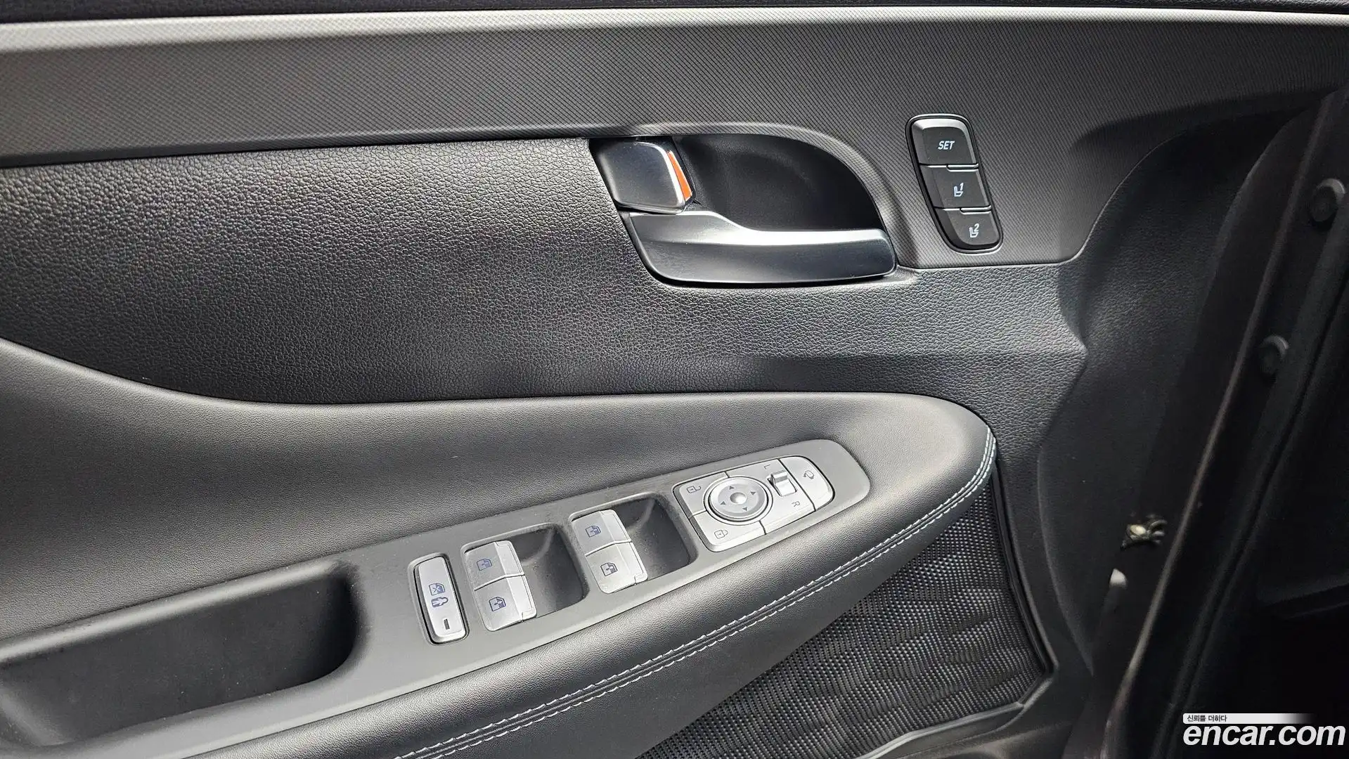 Santafe Hyundai 2023.2-OPTION-021